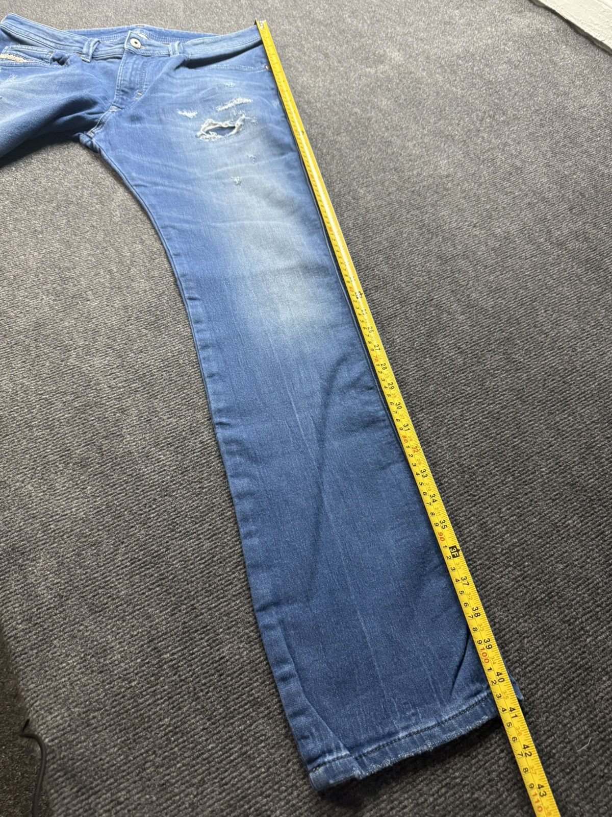 Diesel 00s Y2K Diesel Distressed Jeans Slim Stretch Denim Blue Size US 32 / EU 48 - 23 Thumbnail