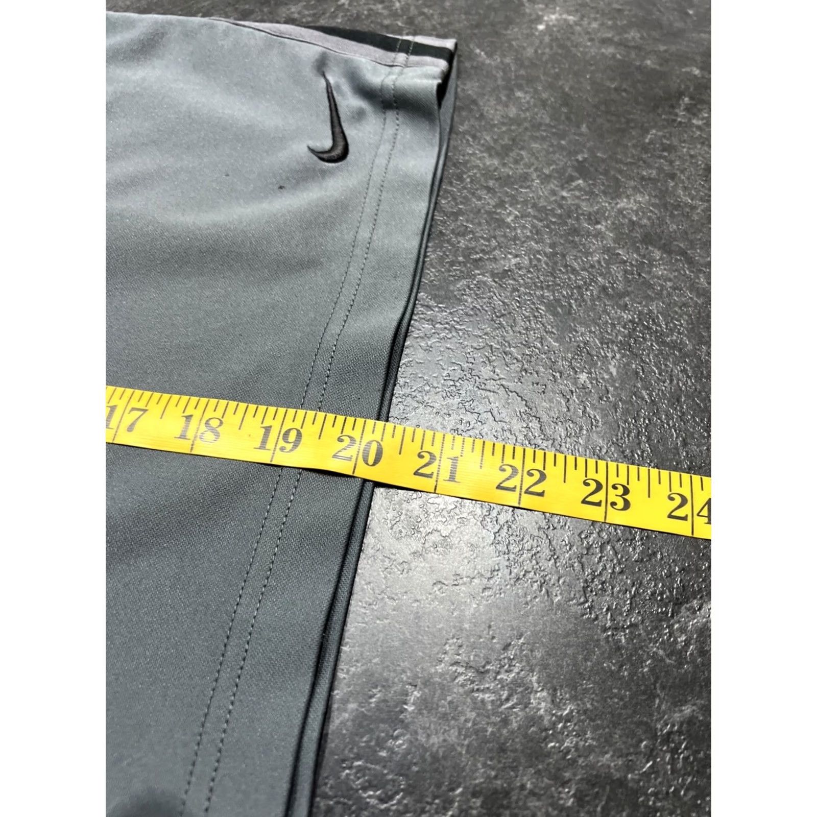 Nike Nike Men’s Dri-Fit Shorts Gray XL Running Shorts Athletic Pockets Adjustable Waist Lightweight Size US 36 / EU 52 - 7 Thumbnail