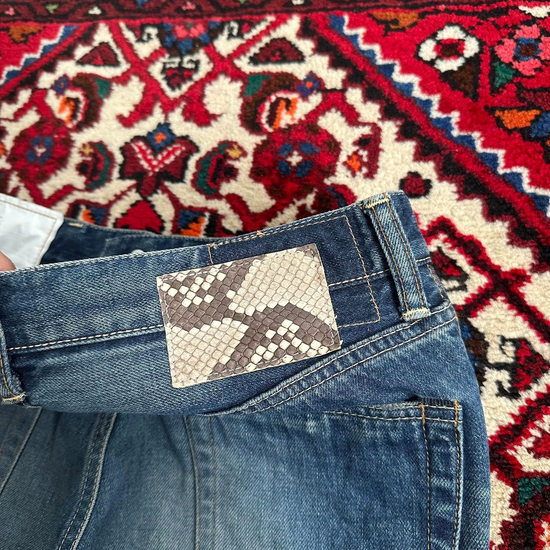 Visvim visvim 06d3 journeyman washed denim jeans w32l30 9.8/10 slim Size US 32 / EU 48 - 6 Thumbnail
