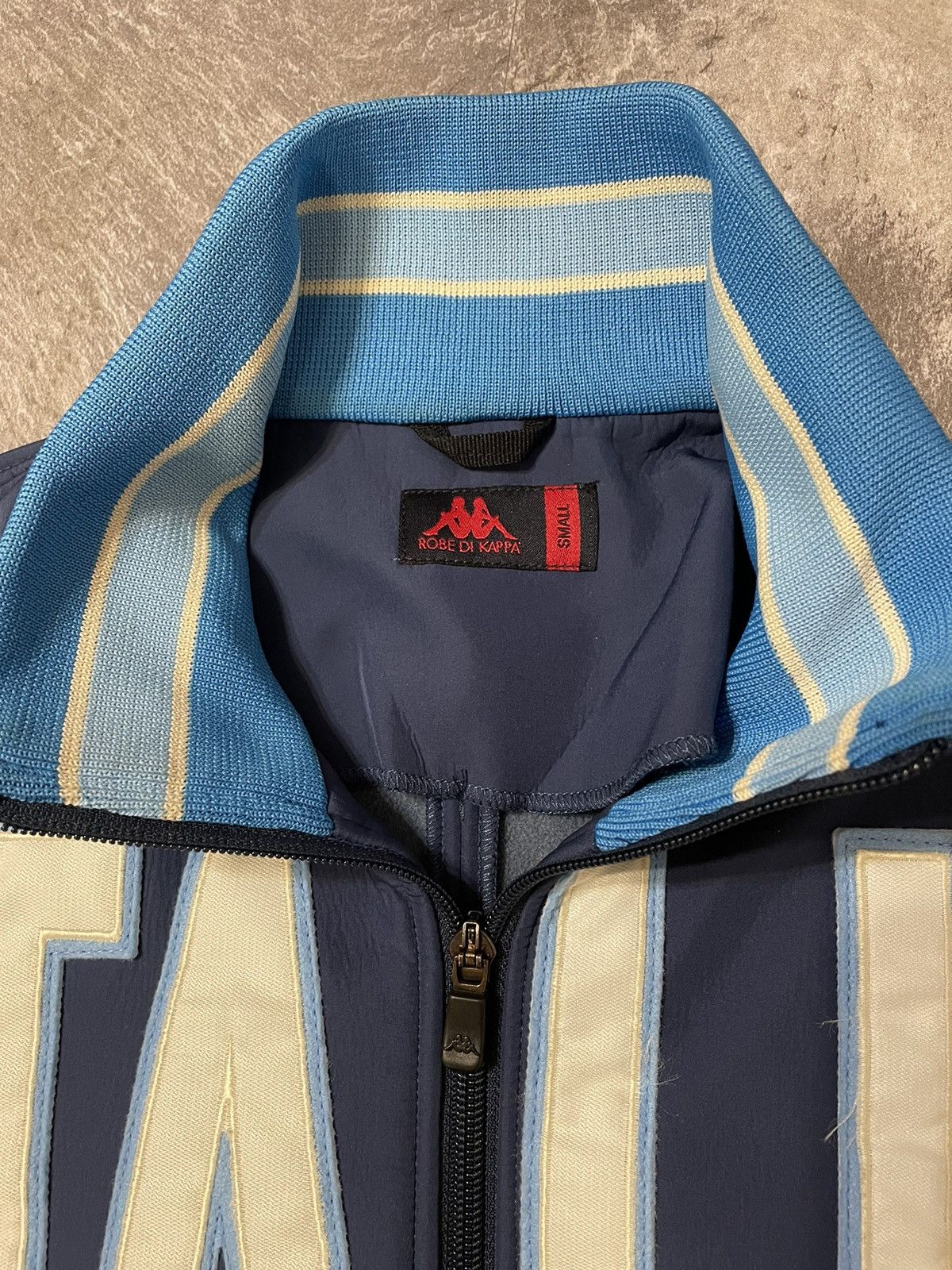 Kappa Vintage Kappa Italy Football Sportswear Y2K Light Jacket Size US S / EU 44-46 / 1 - 6 Thumbnail