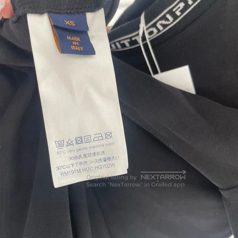 Louis Vuitton Louis Vuitton Black Letter Long Sleeve Top. Size US XS / EU 42 / 0 - 6 Thumbnail