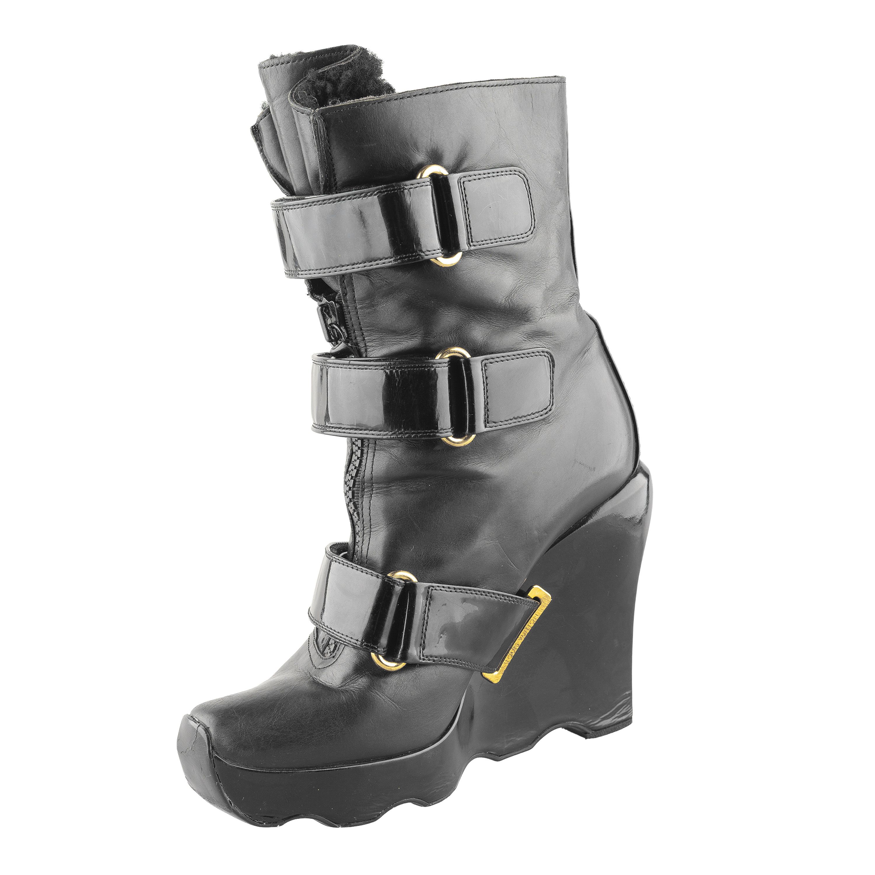 Louis Vuitton Louis Vuitton 2006 Ready-to-Wear Black Leather Wedge Boots Size US 6 / IT 36 - 8 Thumbnail