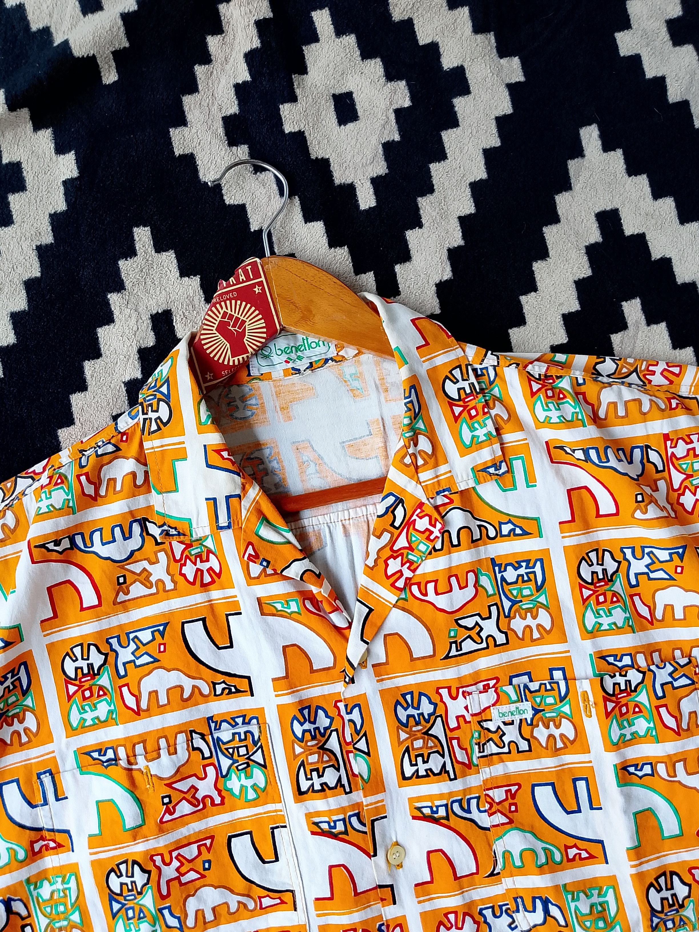 Benetton Vintage Benetton Abstract Pattern Long Sleeve Shirt Size US L / EU 52-54 / 3 - 6 Thumbnail