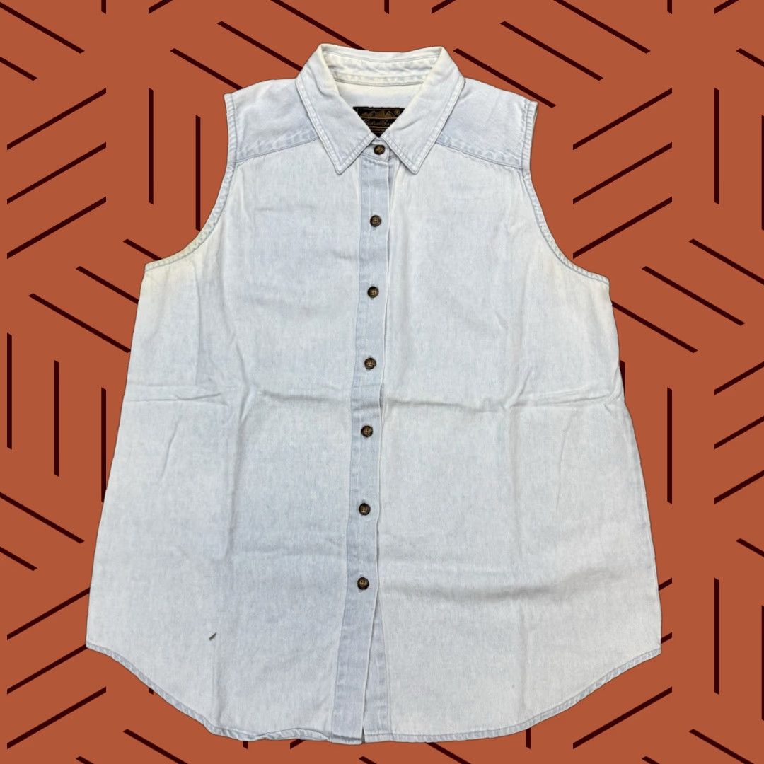 Eddie Bauer VINTAGE EDDIE BAUER DENIM TANK BUTTON SHIRT WOMENS SIZE M LIGHT WASH BOHO 90s Size M / US 6-8 / IT 42-44 - 1 Thumbnail