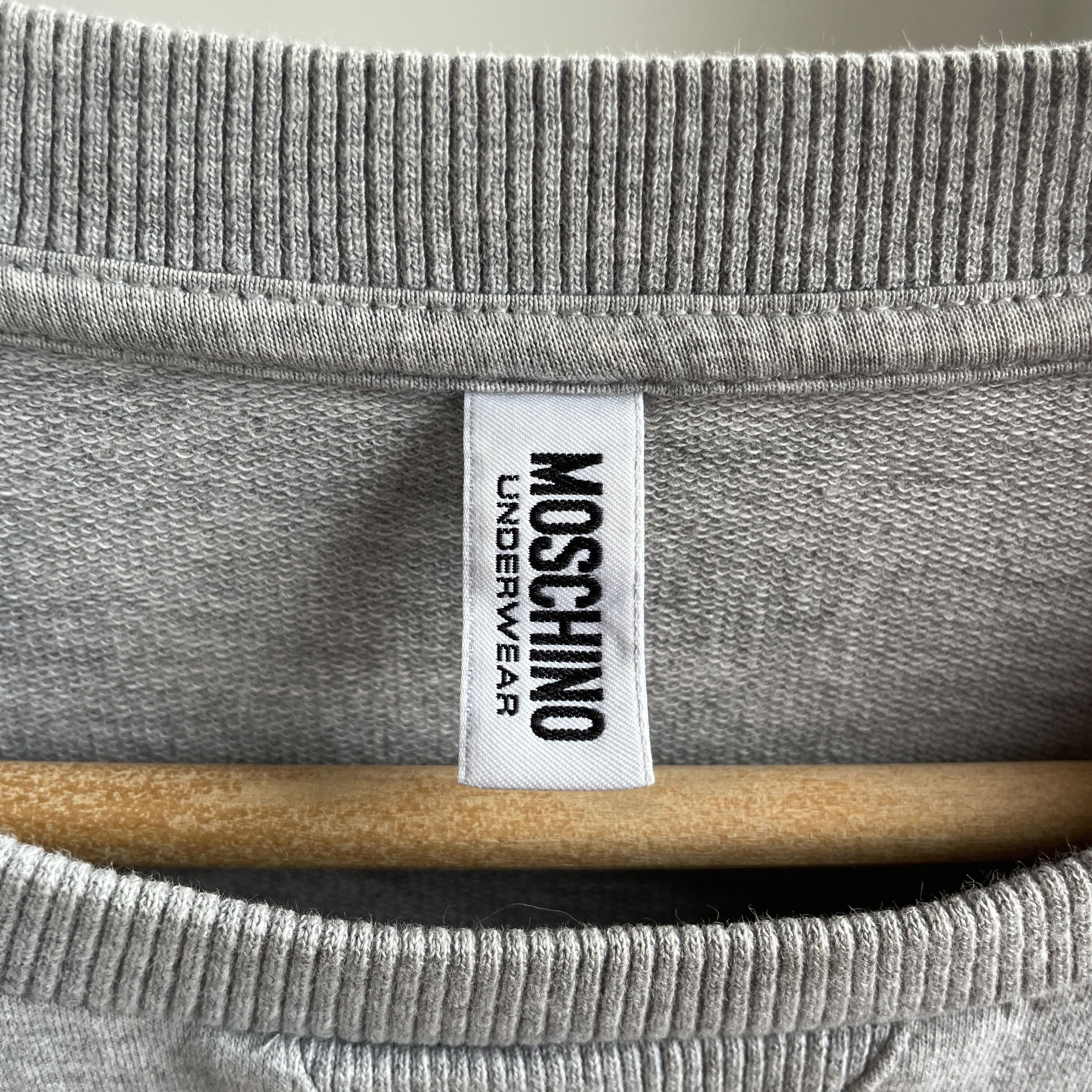 Moschino Moschino Tape Logo Crew Neck Sweatshirt SIze US M Size US M / EU 48-50 / 2 - 8 Thumbnail