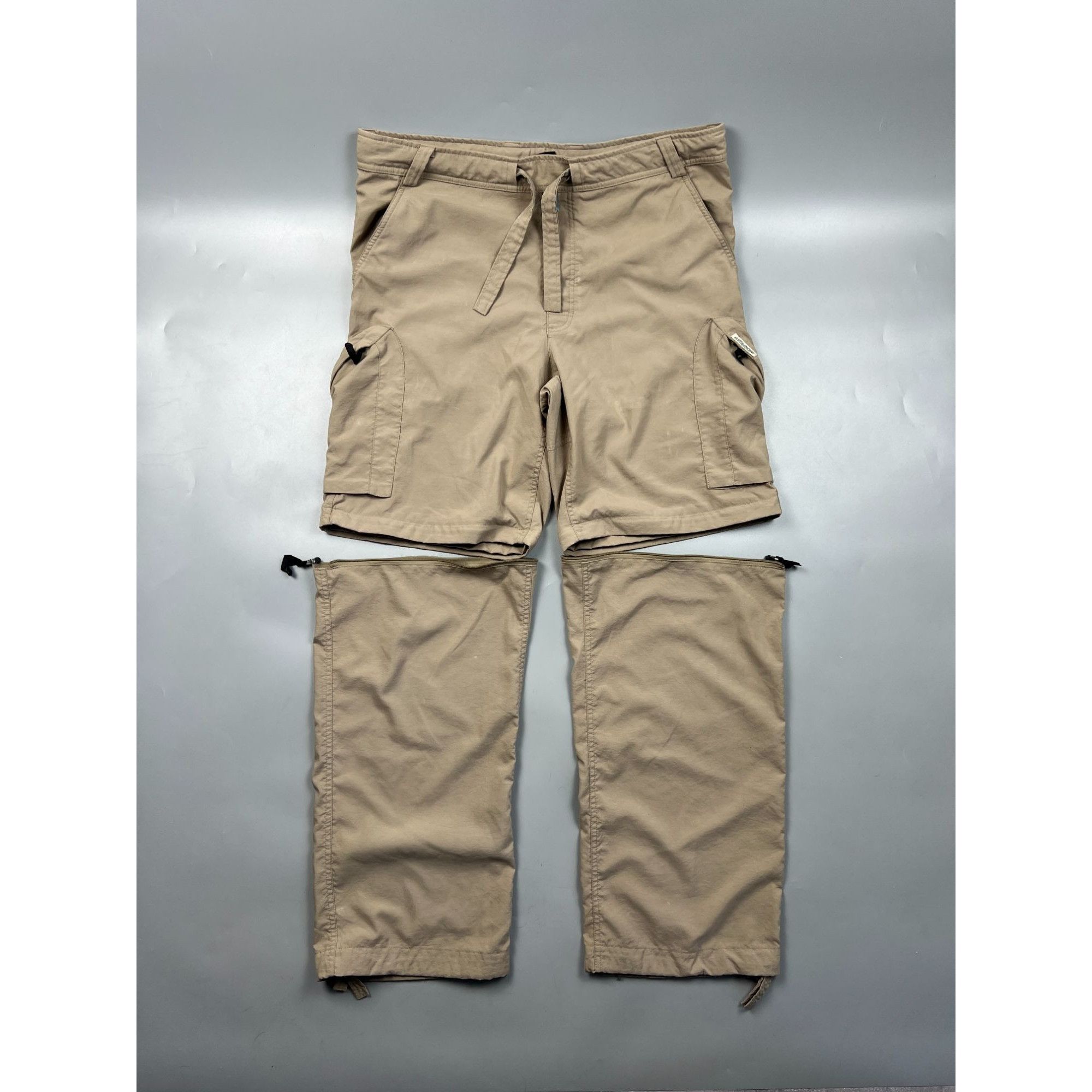 Nike × Nike ACG Nike ACG Lightweight Transformer Cargo Pants Shorts (Y0733) Size US 38 / EU 54 - 2 Thumbnail