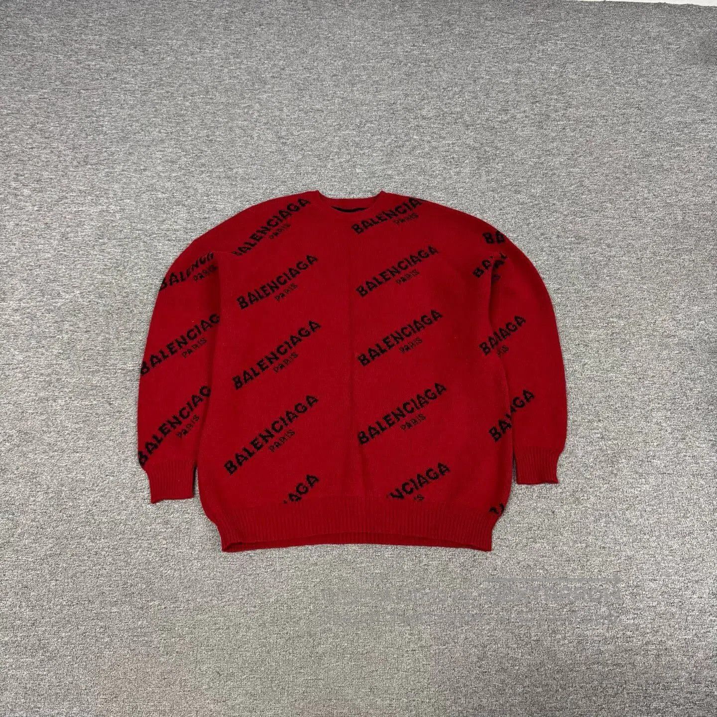 Balenciaga red balenciaga printed sweater. Size US M / EU 48-50 / 2 - 1 Thumbnail