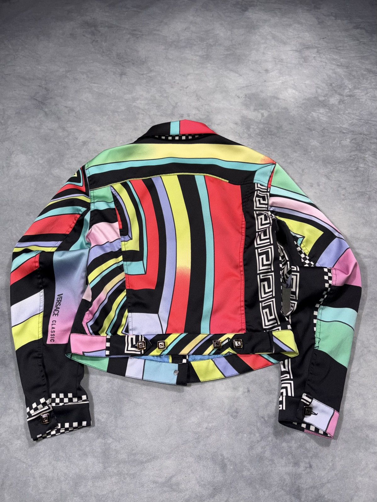 Versace Iconic Versace Classic V2 Runway 90s Jacket Size US M / EU 48-50 / 2 - 8 Thumbnail