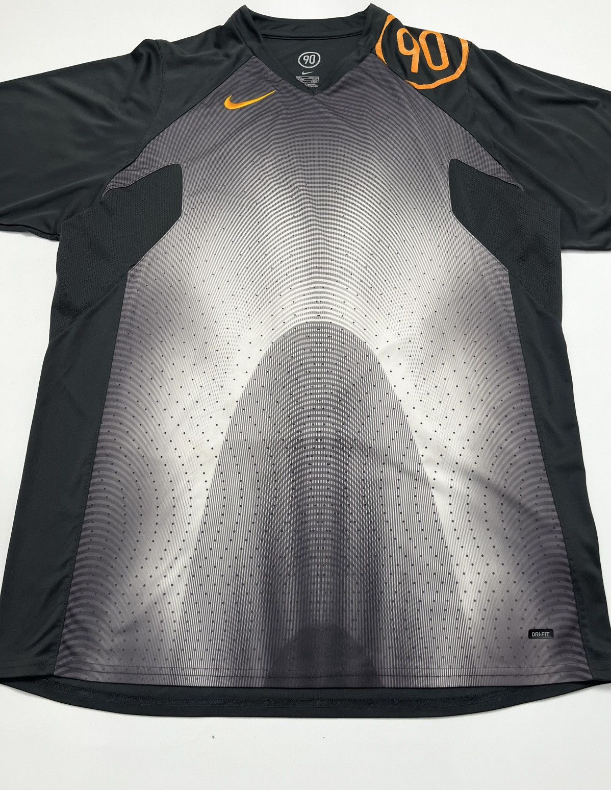Nike Nike TN Total 90 Vintage Y2K T-Shirt Size US L / EU 52-54 / 3 - 9 Thumbnail