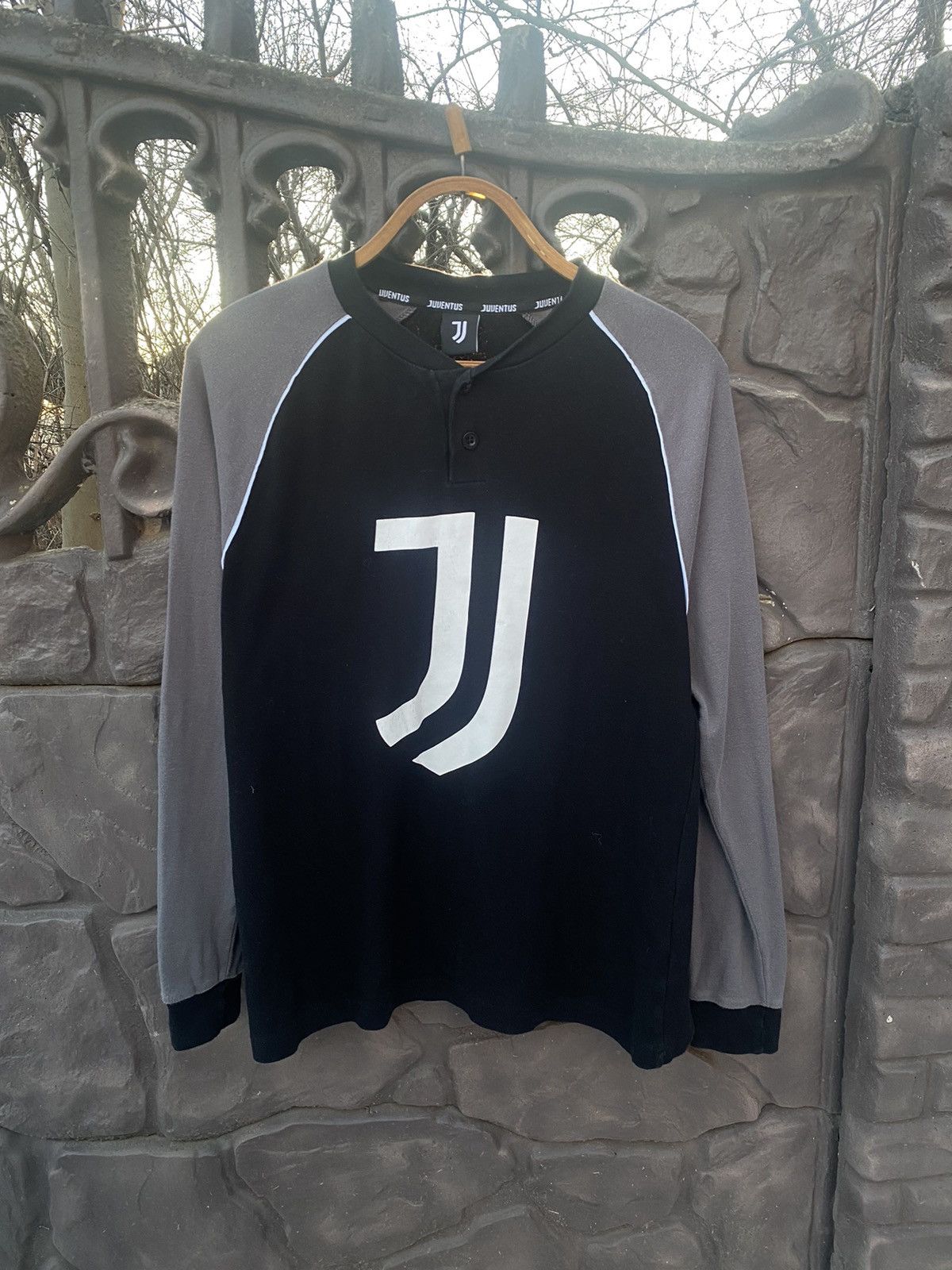 Vintage JUVENTUS Men's Pyjamas Long Sleeve Size US S / EU 44-46 / 1 - 1 Thumbnail