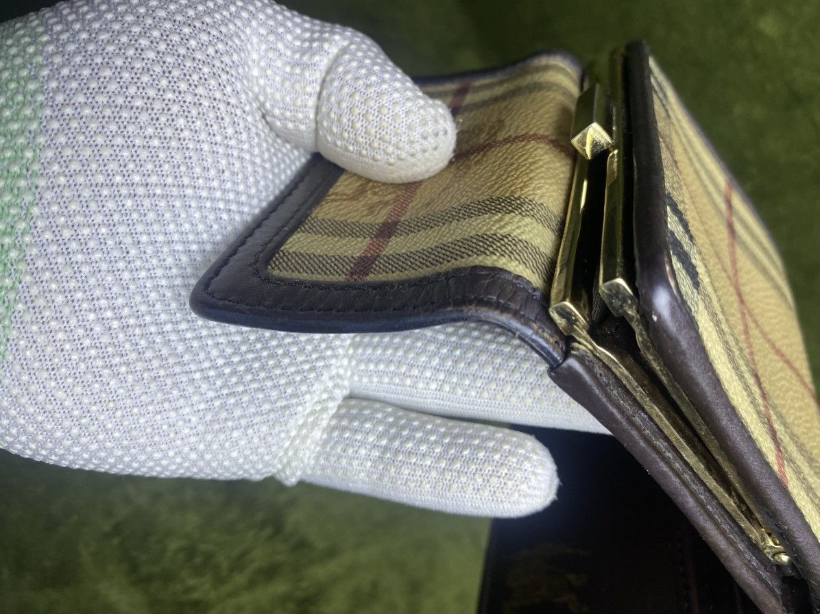 Burberry Vintage Burberry Nova Check Wallet Size ONE SIZE - 19 Thumbnail