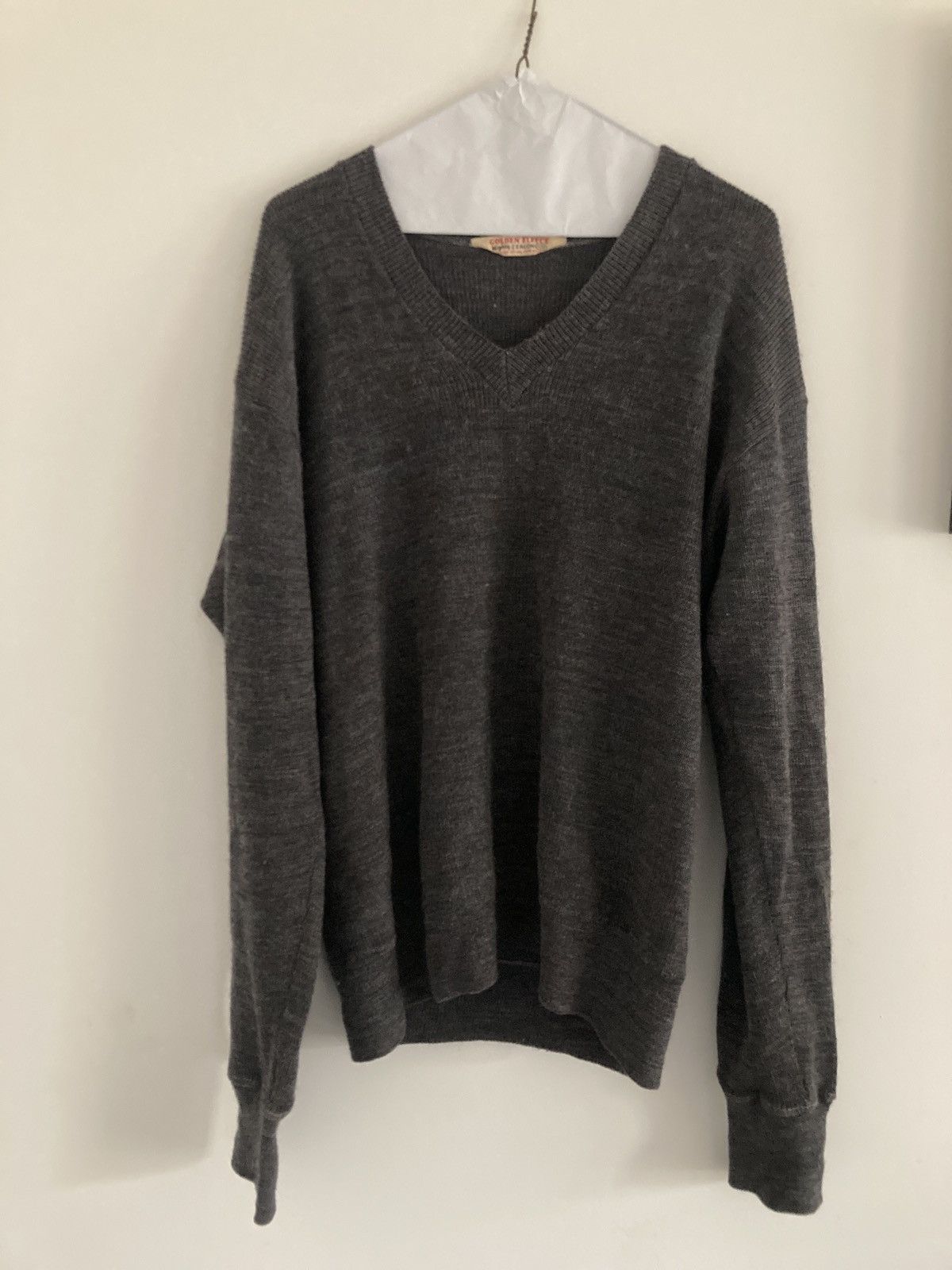 Vintage Golden Fleece v neck sweater Size US L / EU 52-54 / 3 - 1 Thumbnail