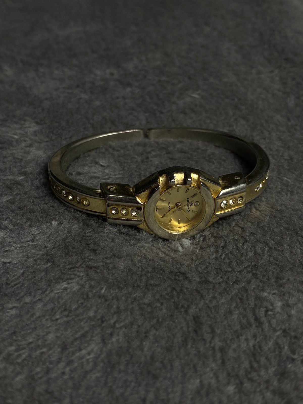 Vintage Vintage Bracelet Watch Gold Tone with Rhinestones Work 100% Size ONE SIZE - 2 Thumbnail