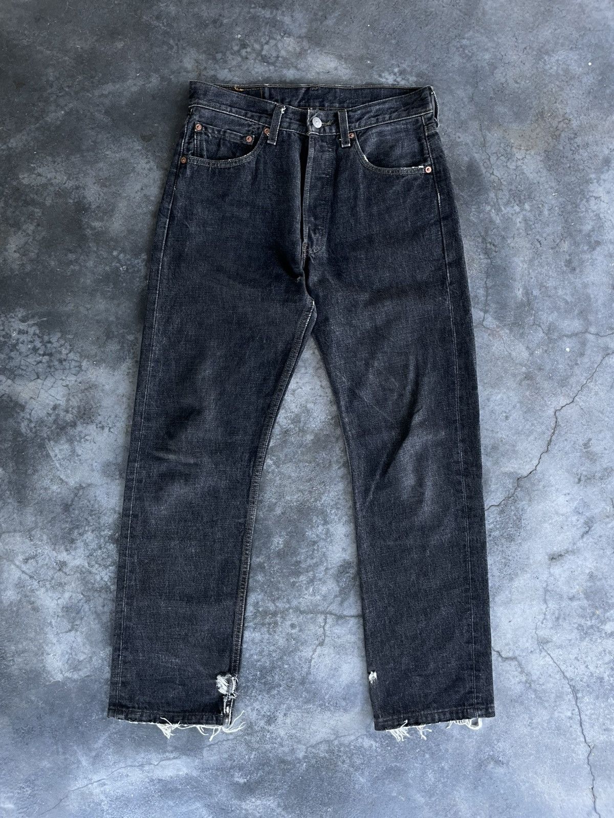 Levi's × Vintage VTG 90s Levi's 501 Superblack (Dark Grey) #553 Size US 31 - 1 Thumbnail