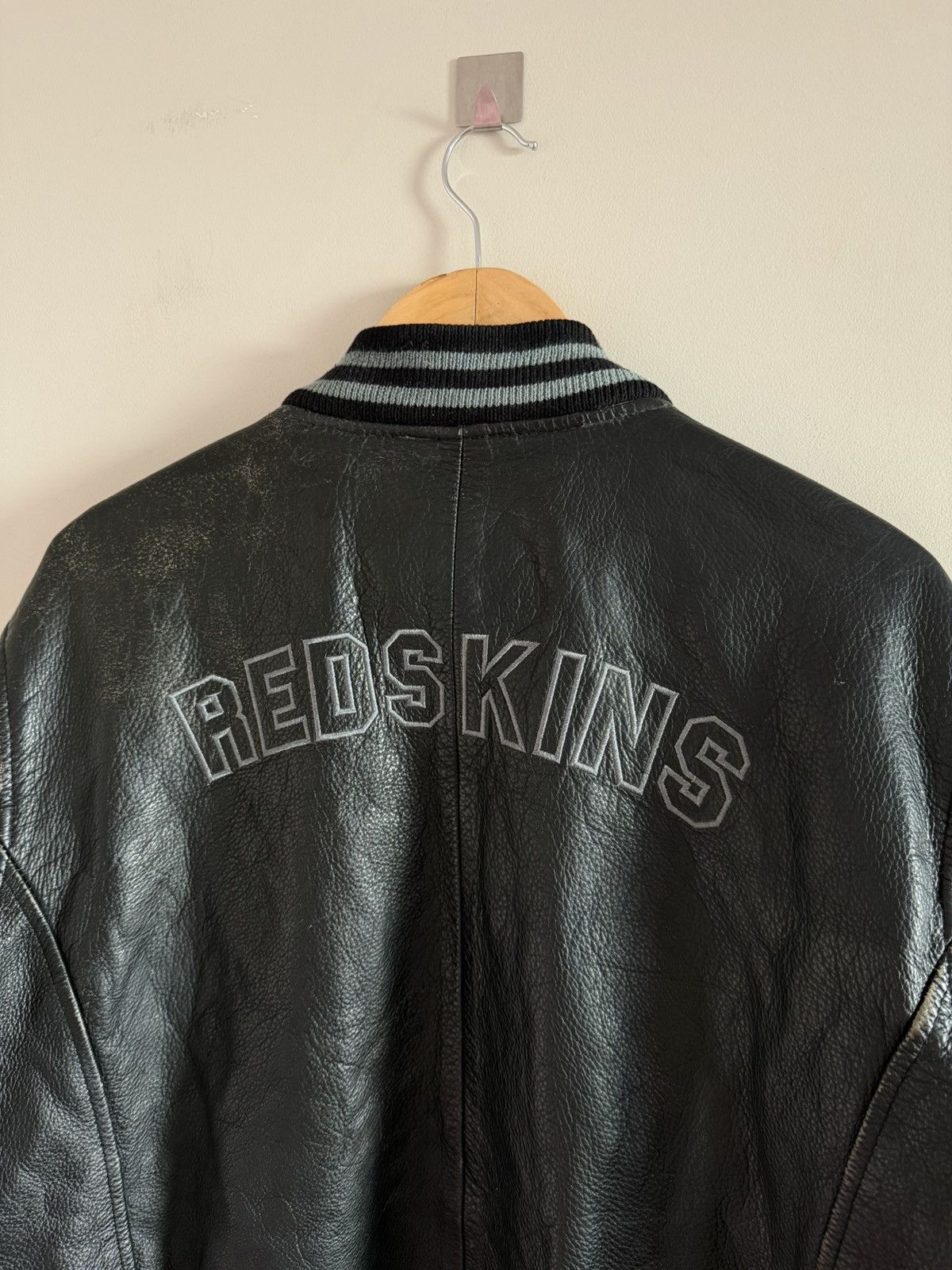 Vintage Redskins Leather Bomber Jacket Black Varsity Size US XL / EU 56 / 4 - 2 Thumbnail