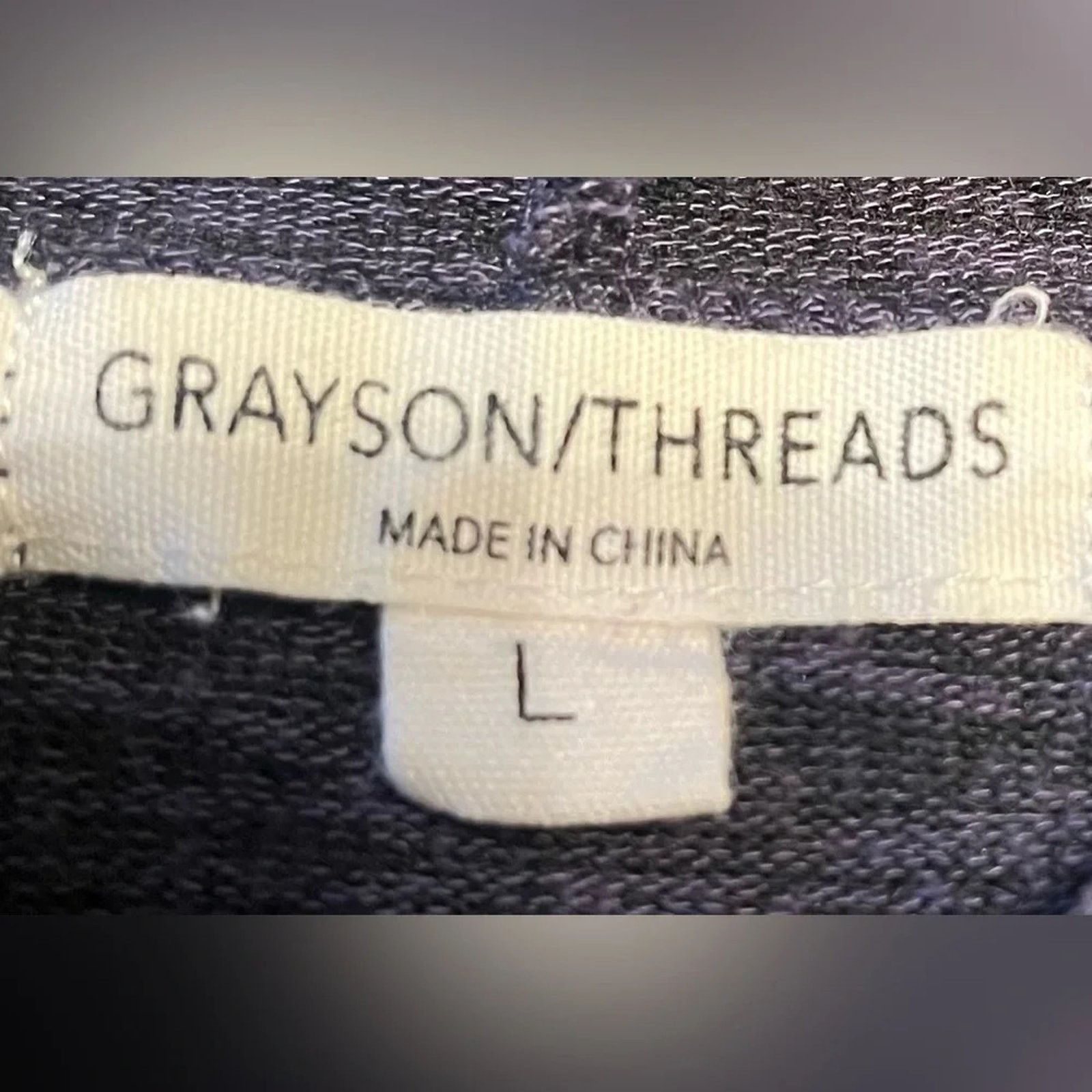 The Unbranded Brand Grayson/Threads lightweight long sleeve hoodie, size Large Size L / US 10 / IT 46 - 2 Thumbnail
