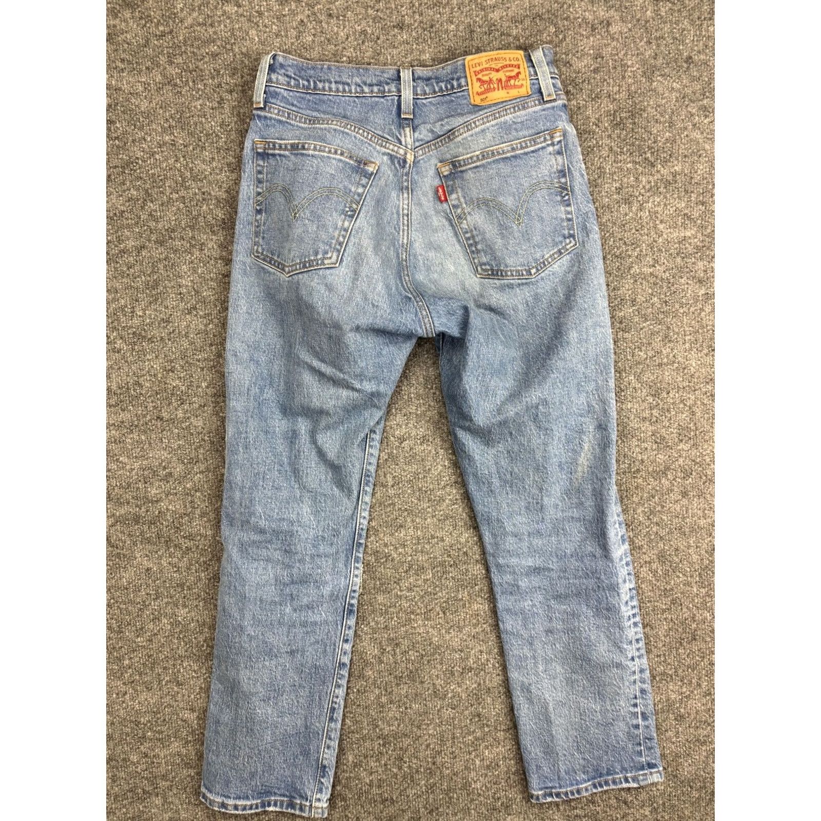 Levi's Levis 501 Straight Jeans Womens W26 L26 Light Wash Blue High Rise Distressed Size 26" / US 2 / IT 38 - 7 Thumbnail