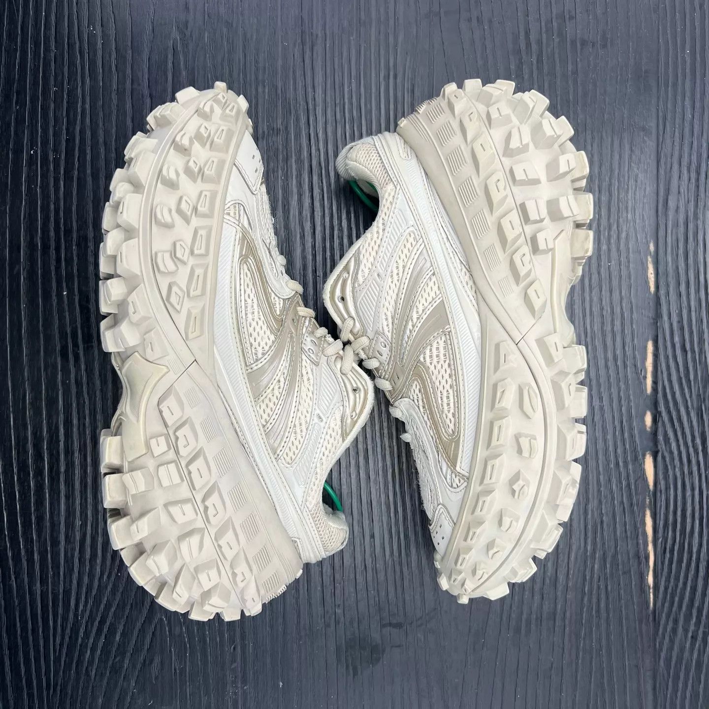 Balenciaga Balenciaga Tire Sneaker Light Brown 37 Original Box Size US 7 / IT 37 - 2 Thumbnail