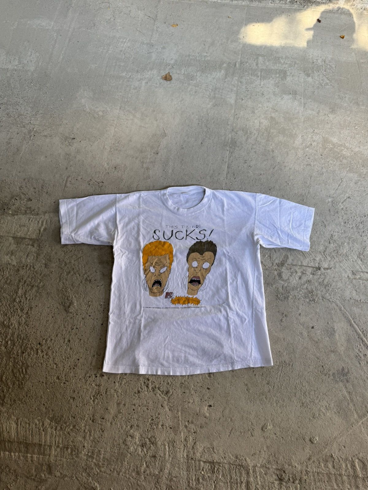 Japanese Brand THIS T-SHIRT SUCKS ! BEAVIS & BUTTHEAD T-SHIRT Size US XL / EU 56 / 4 - 2 Thumbnail