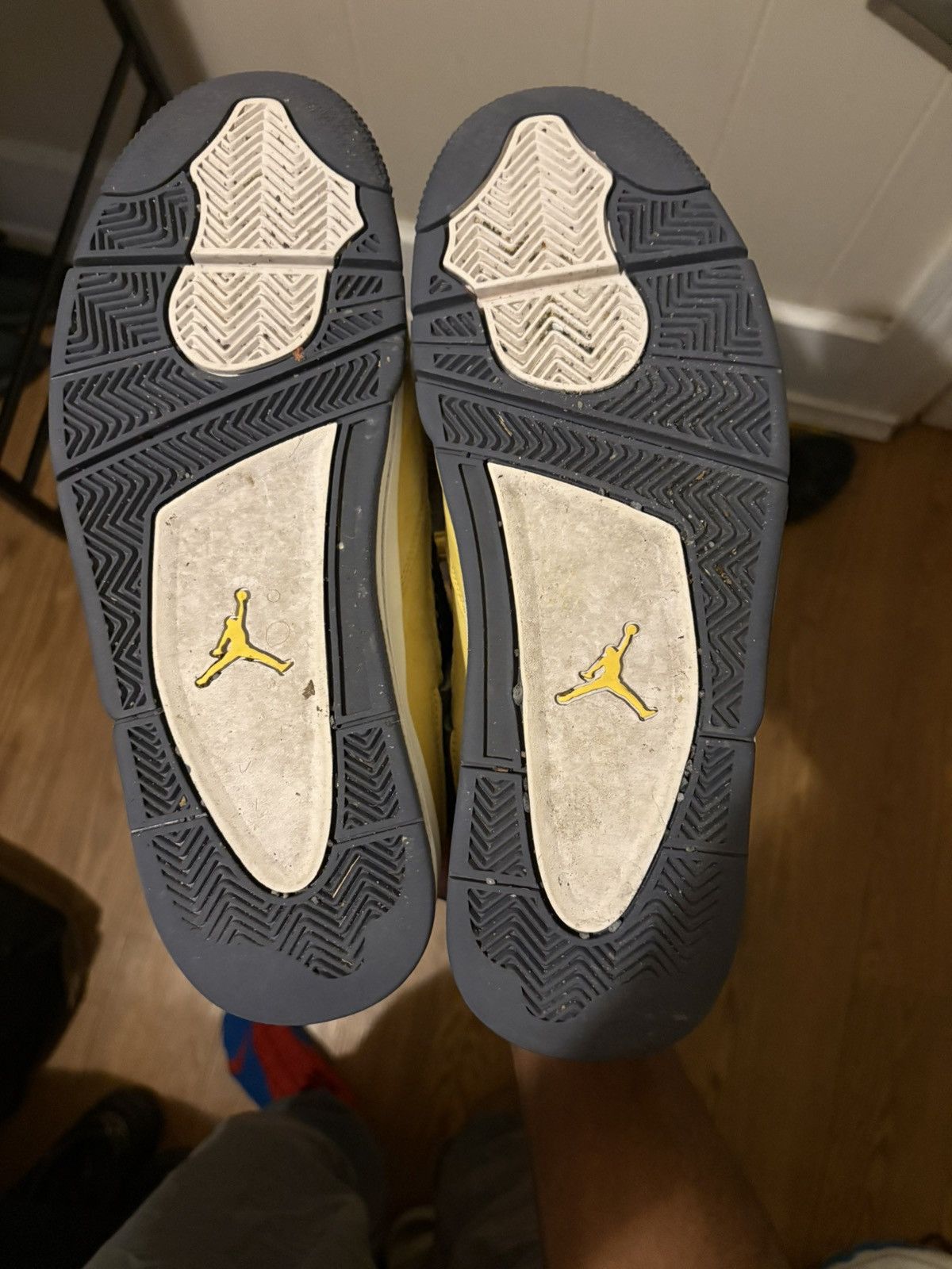Jordan Brand Jordan 4 Lightning Size US 11 / EU 44 - 5 Thumbnail