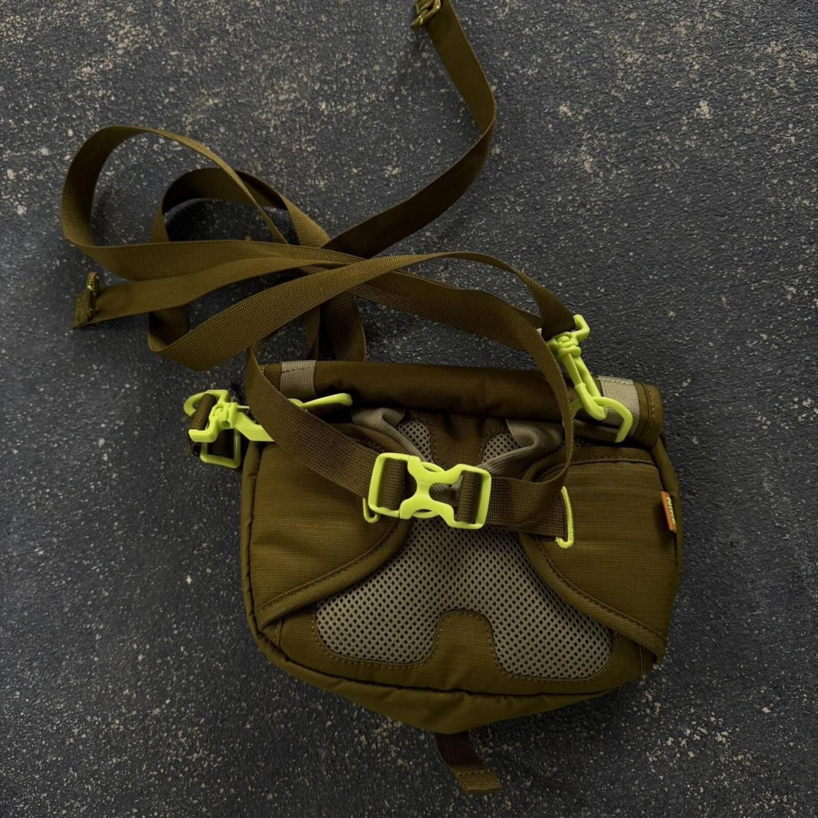 Nike Nike Hike Hip Pack Green Side Bag Size ONE SIZE - 2 Thumbnail