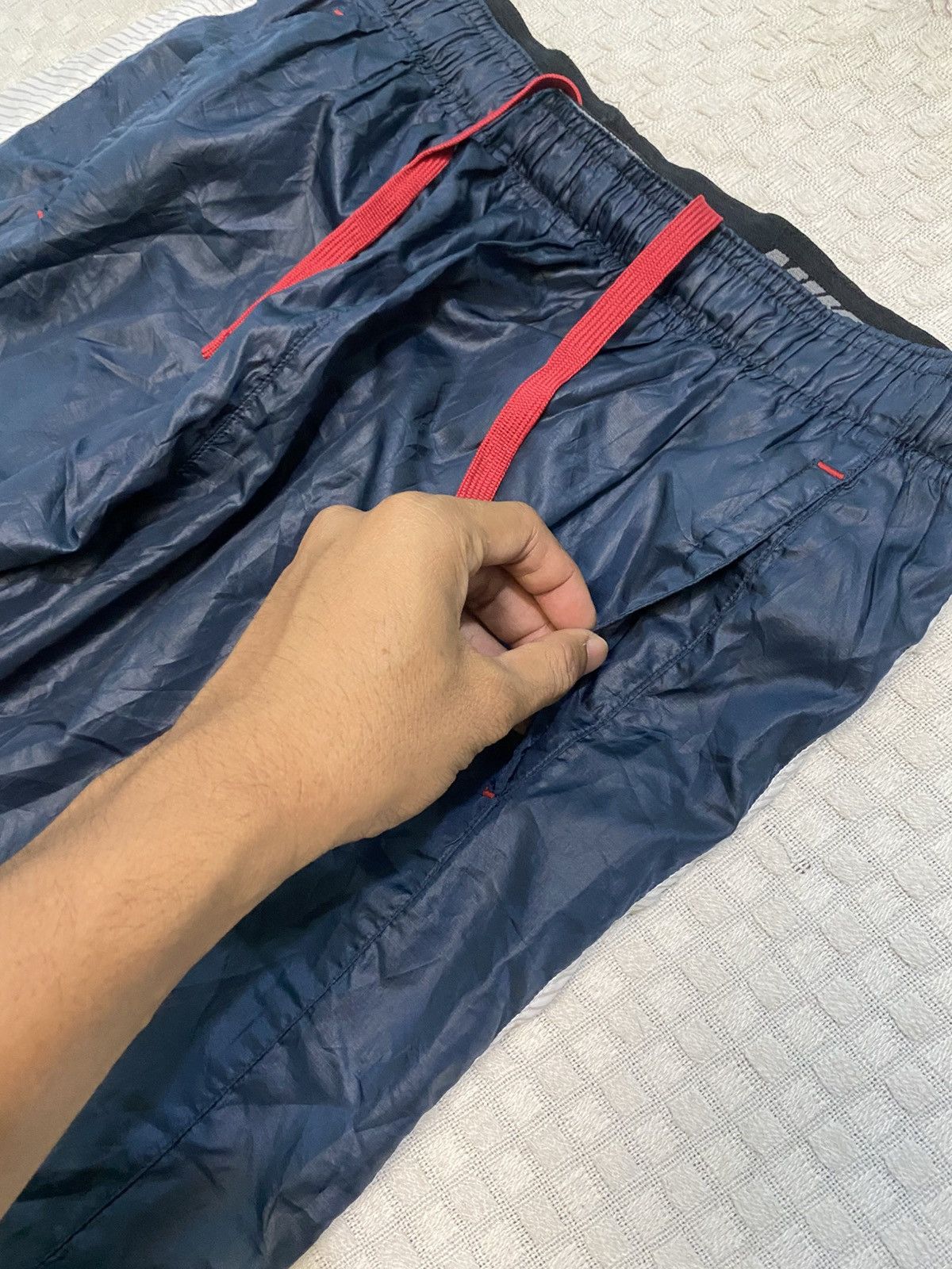 Billie Eilish × Nike 💥 VINTAGE NIKE 90S BAGGY WIDE LEG SWOOSH TRACK PANTS Y2K Size US 28 / EU 44 - 6 Thumbnail