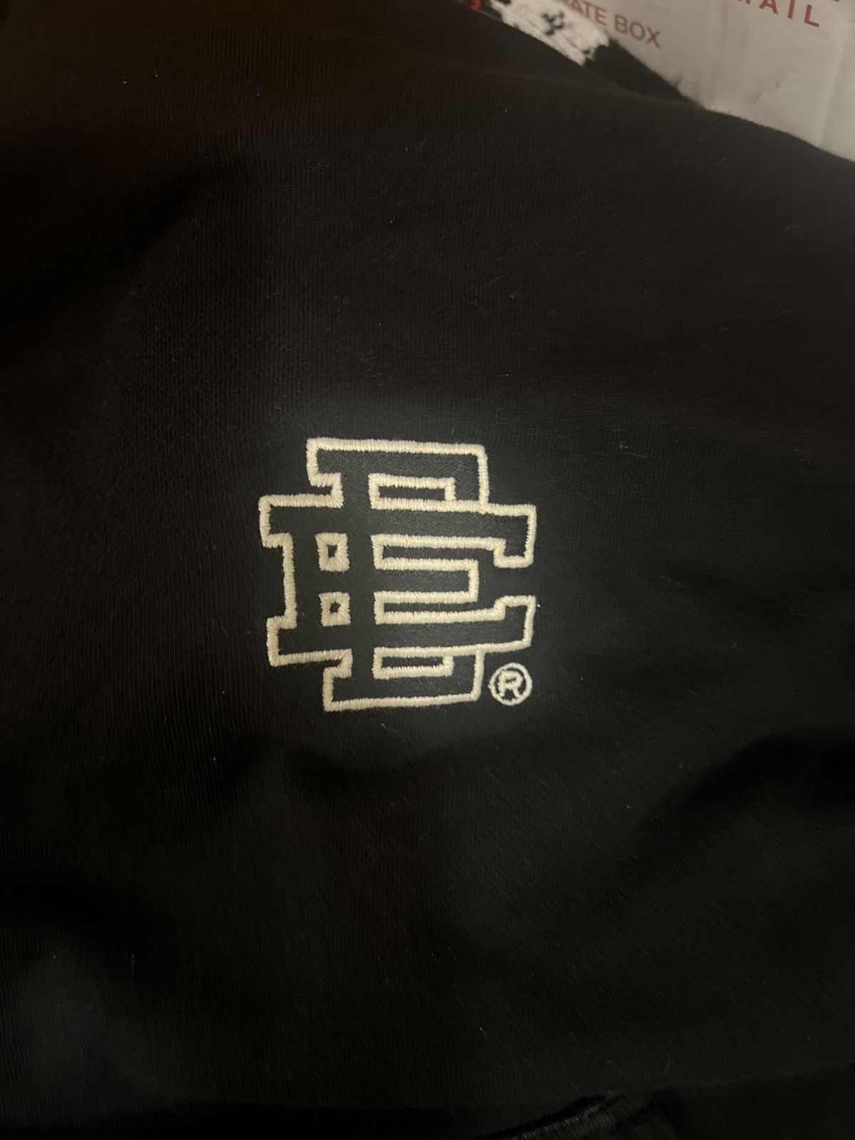 Eric Emanuel Eric Emanuel EE jet black embroidered hoodie large Size US L / EU 52-54 / 3 - 3 Thumbnail