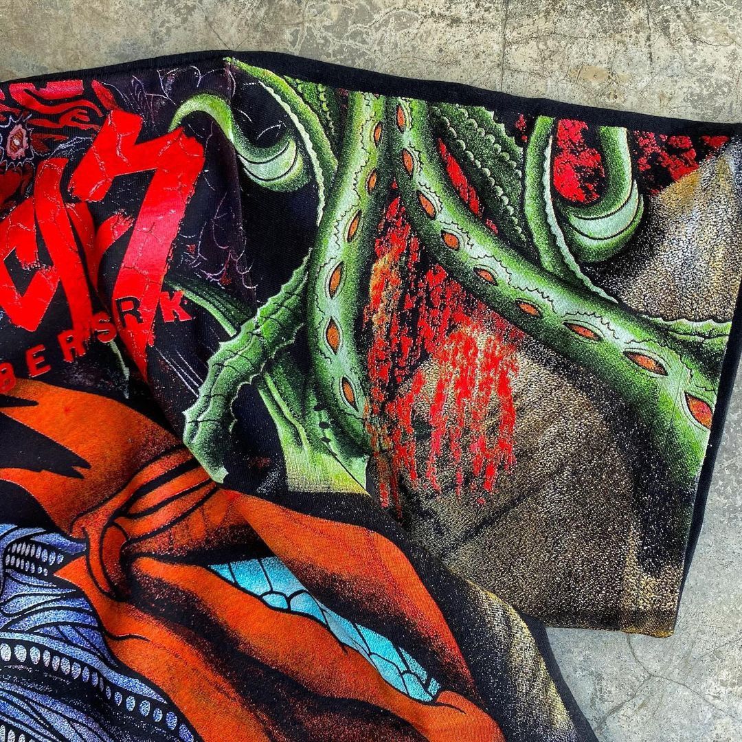 Japanese Brand × Vintage Berserk Aop Bootlegtee Size US XL / EU 56 / 4 - 6 Thumbnail