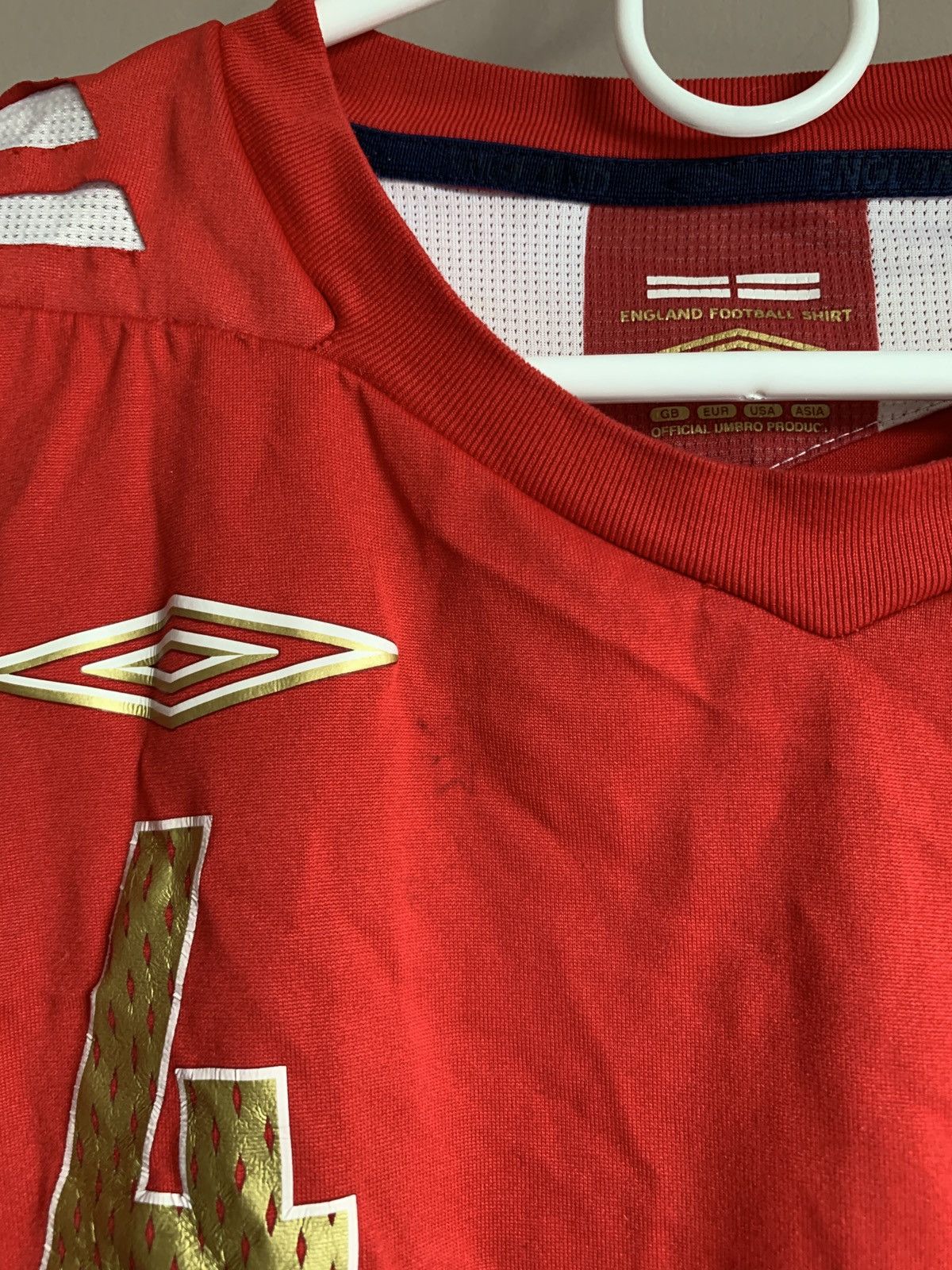 Umbro × Vintage England 2006 Away Football Shirt Umbro Vintage GERRARD #4 Size US XXL / EU 58 / 5 - 5 Thumbnail