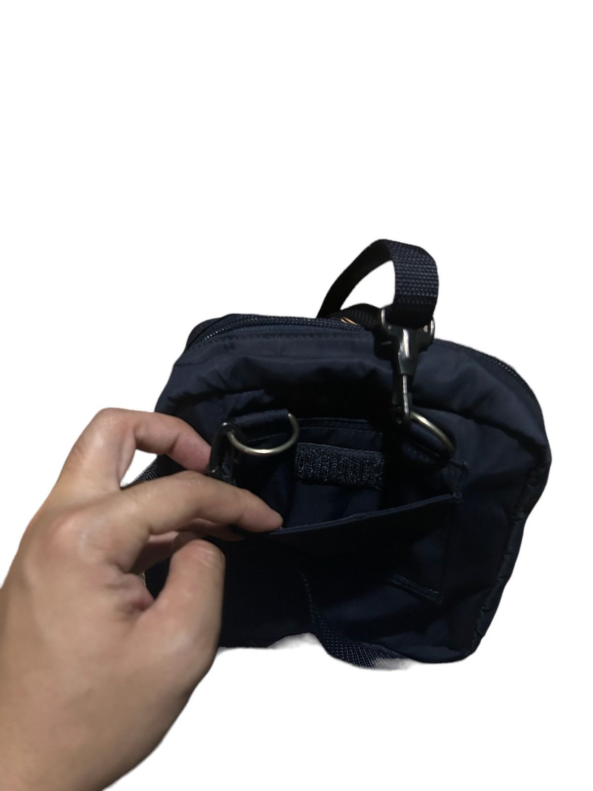Helmut Lang Vintage Archive Helmut Lang Crram Nylon Sling Bag Size ONE SIZE - 7 Thumbnail