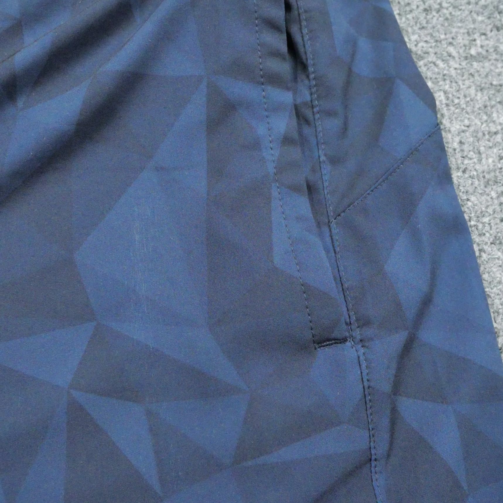 Spyder Spyder Swim Trunks Mens 2XL Blue Geometric Lined Bottom Trunks Geometric Surfing Shorts Mens Size US 39 - 4 Thumbnail