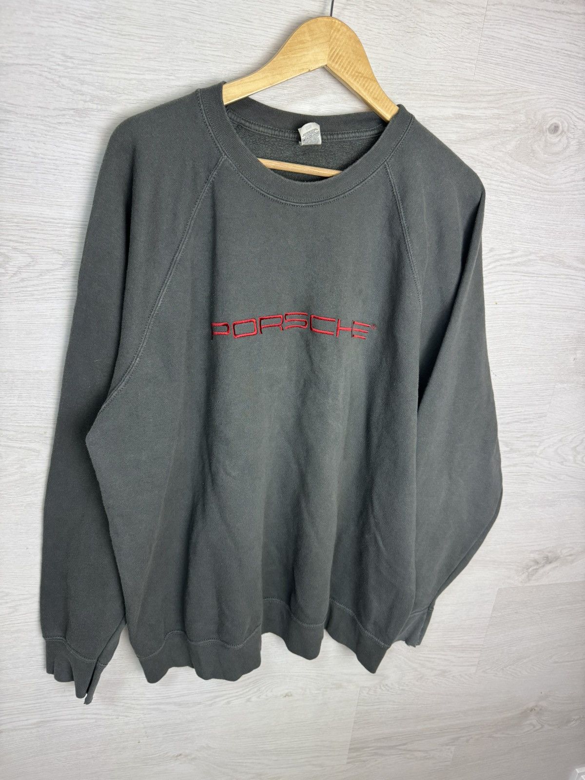 Vintage Vintage Porsche Grey Crewneck Sweatshirt Size US XXL / EU 58 / 5 - 9 Thumbnail