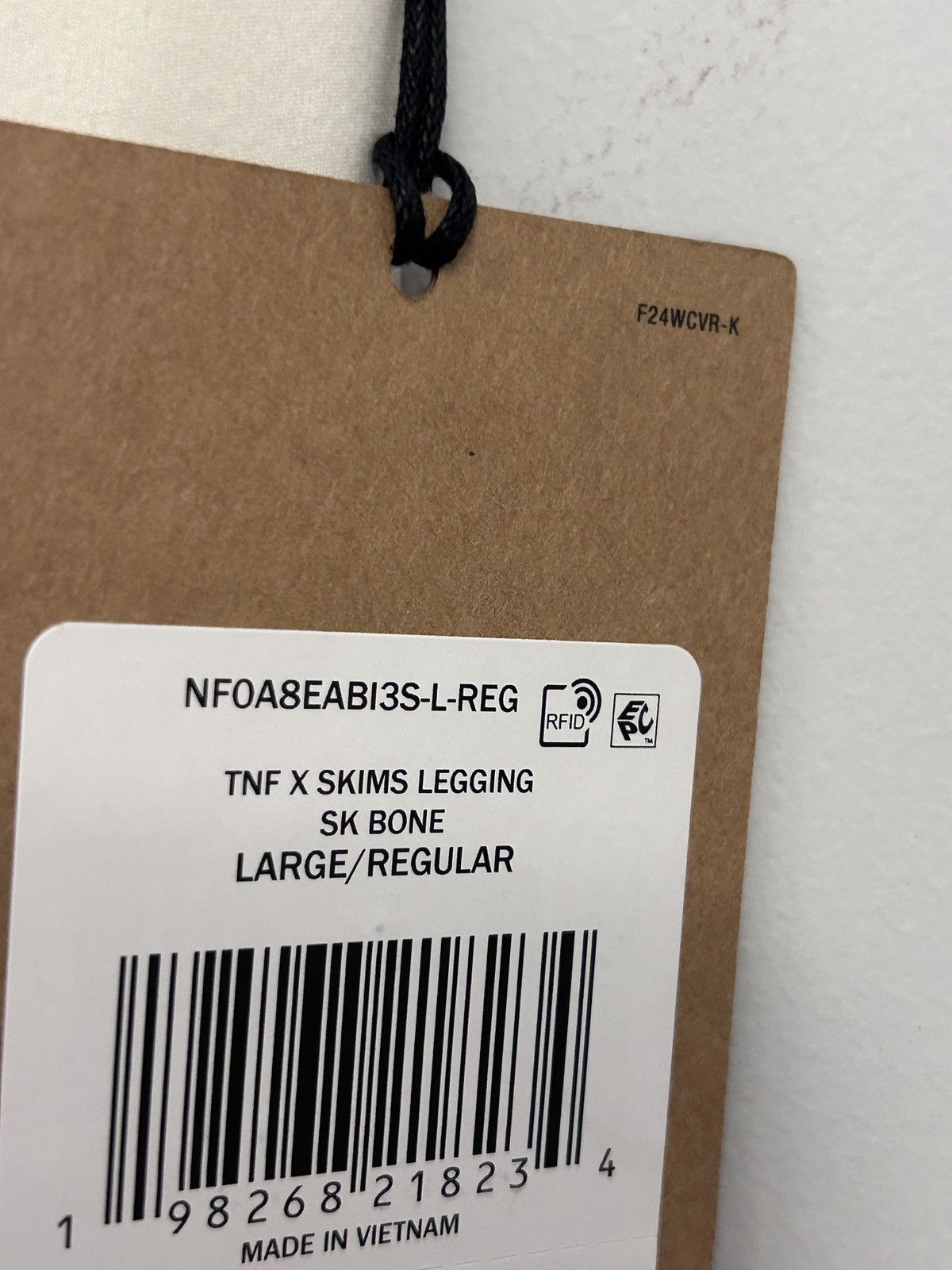 SKIMS SKIMS x The North Face Refina Legging Large Bone NWT Size 32" / US 10 / IT 46 - 3 Thumbnail