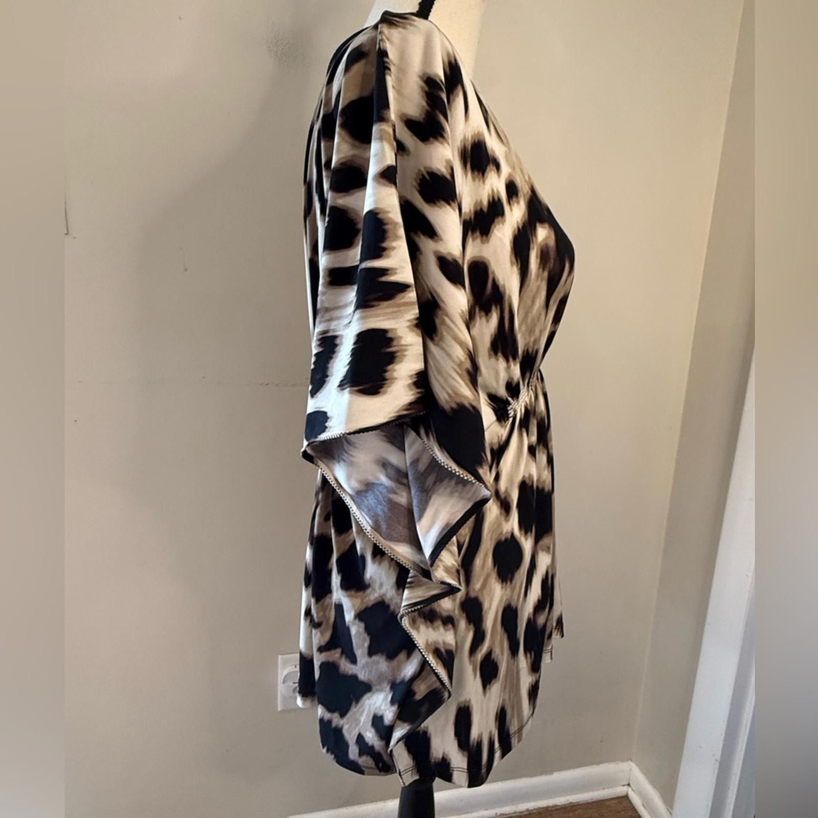Other Leopard print V neck top chic versatile Lagenlook SZ M Size M / US 6-8 / IT 42-44 - 2 Thumbnail