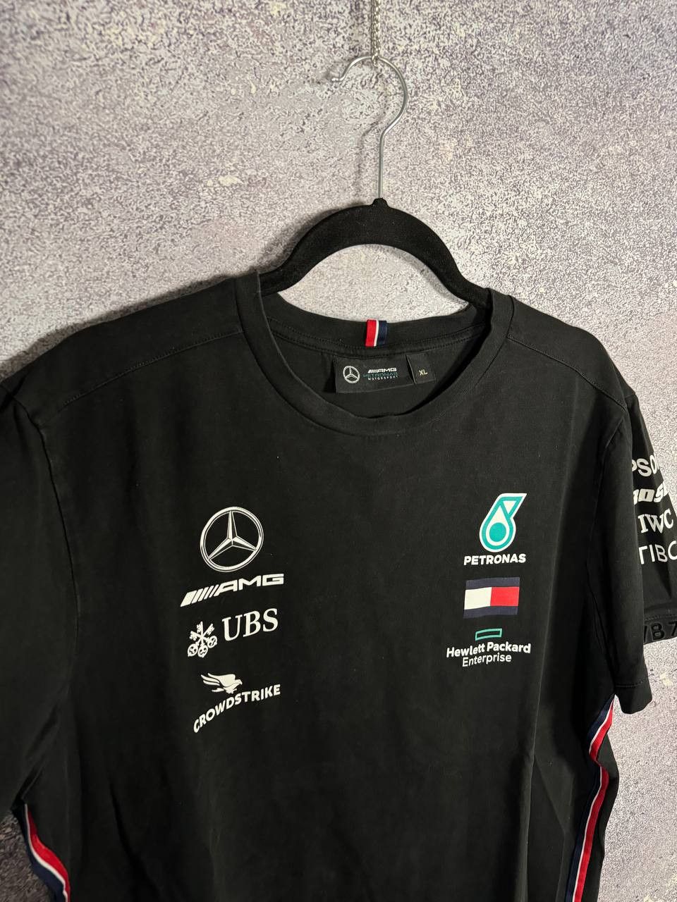 Formula 1 × Mercedes-Benz Petronas AMG Mercedes-Benz Racing Team Formula 1 T-Shirt Size US XL / EU 56 / 4 - 5 Thumbnail