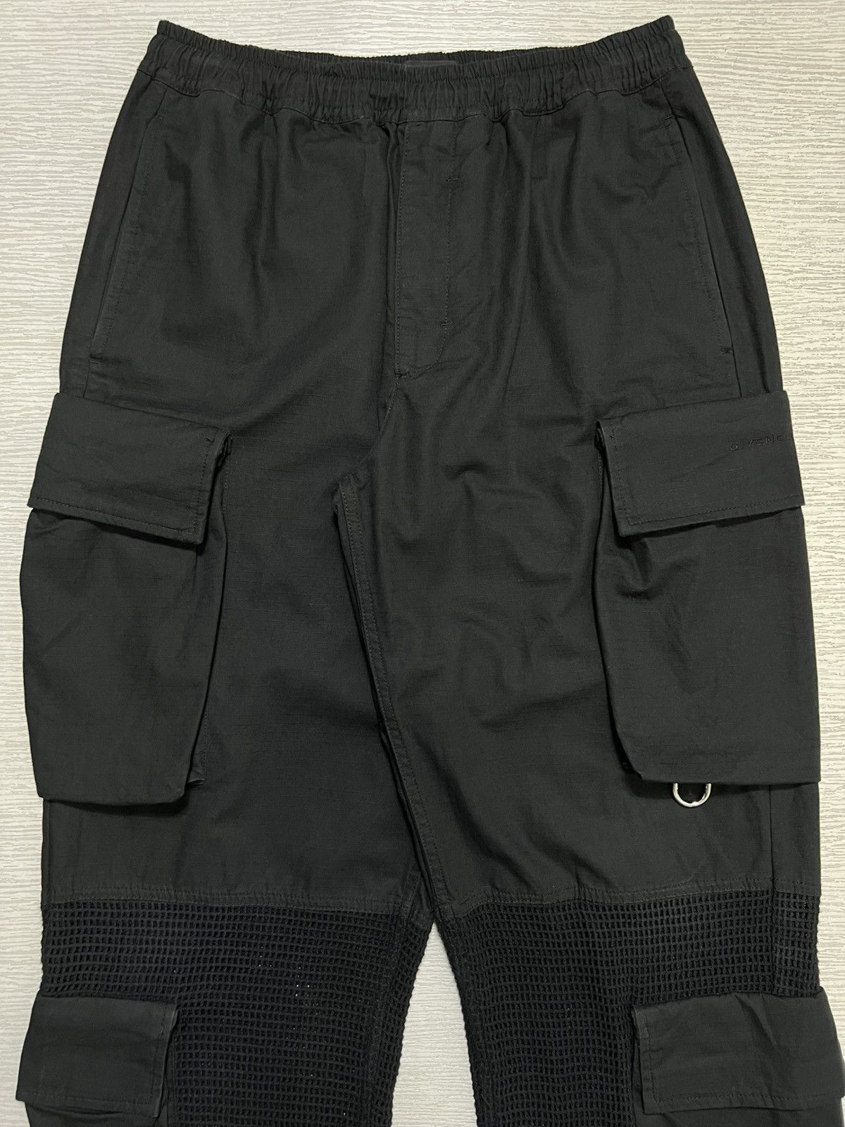 Givenchy Givenchy - Mesh Panel Multi-Pocket Cargo Pants Size US 30 / EU 46 - 5 Thumbnail