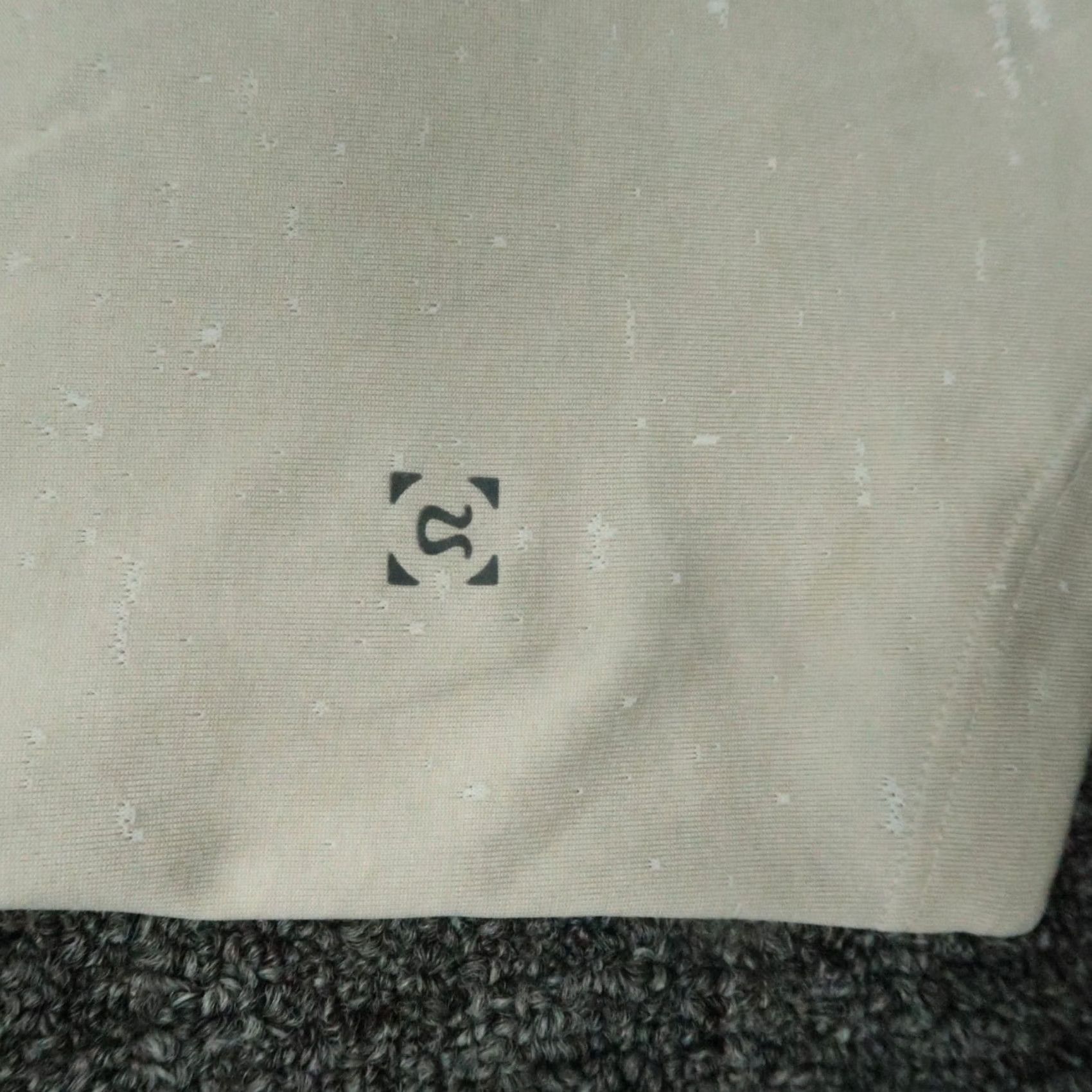 Lululemon VINTAGE? (no) Size US M / EU 48-50 / 2 - 7 Thumbnail