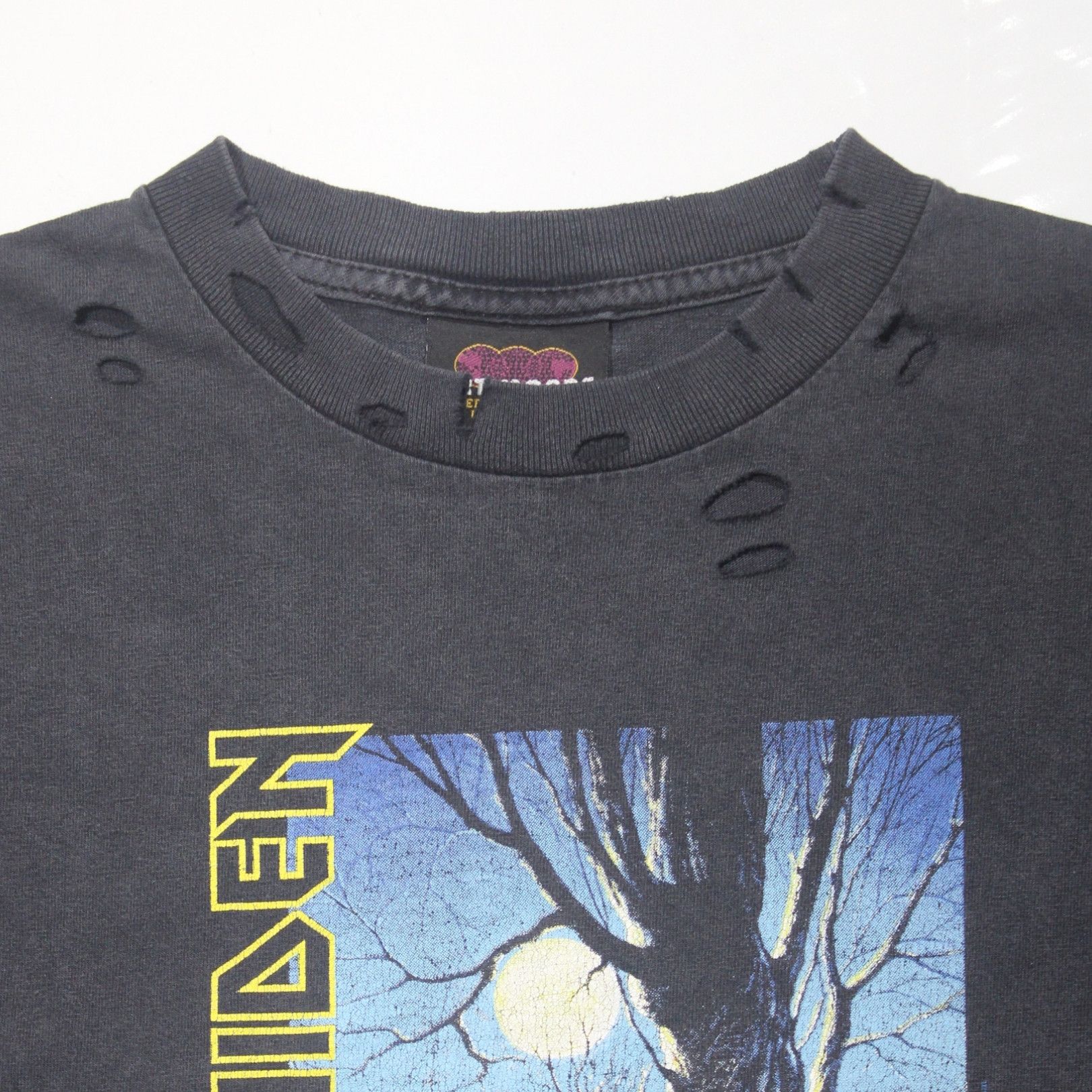 Iron Maiden 2004 IRON MAIDEN “FEAR OF THE DARK" TEE Size US S / EU 44-46 / 1 - 2 Thumbnail