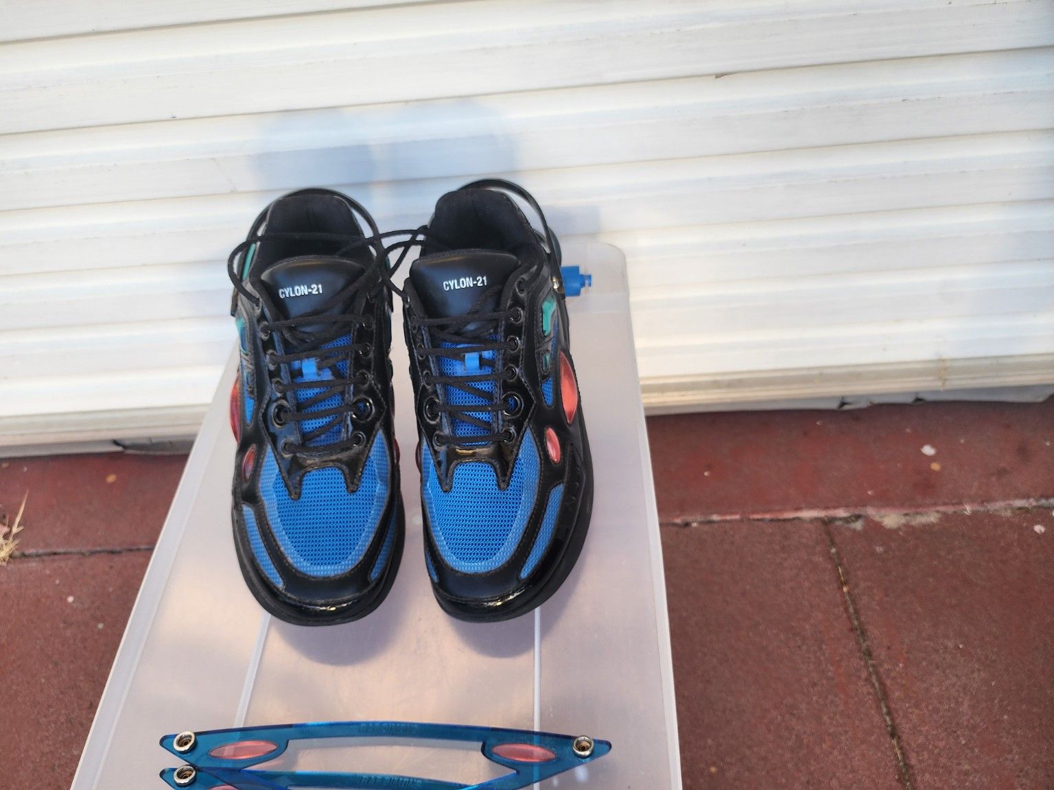 Raf Simons Raf Simons x adidas Cyclone Black EU 41 Size US 8 / EU 41 - 5 Thumbnail