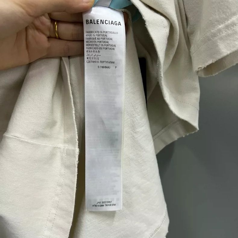 Balenciaga Balenciaga Solid Double B Letter Short Sleeve Size US S / EU 44-46 / 1 - 4 Thumbnail