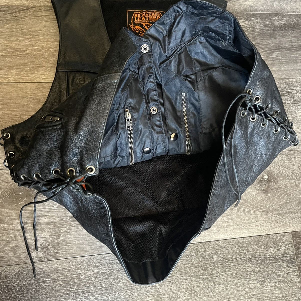 Genuine Leather Milwaukee Leather Pure Platinum MC Motorcyle Vest Vintage Size US L / EU 52-54 / 3 - 6 Thumbnail