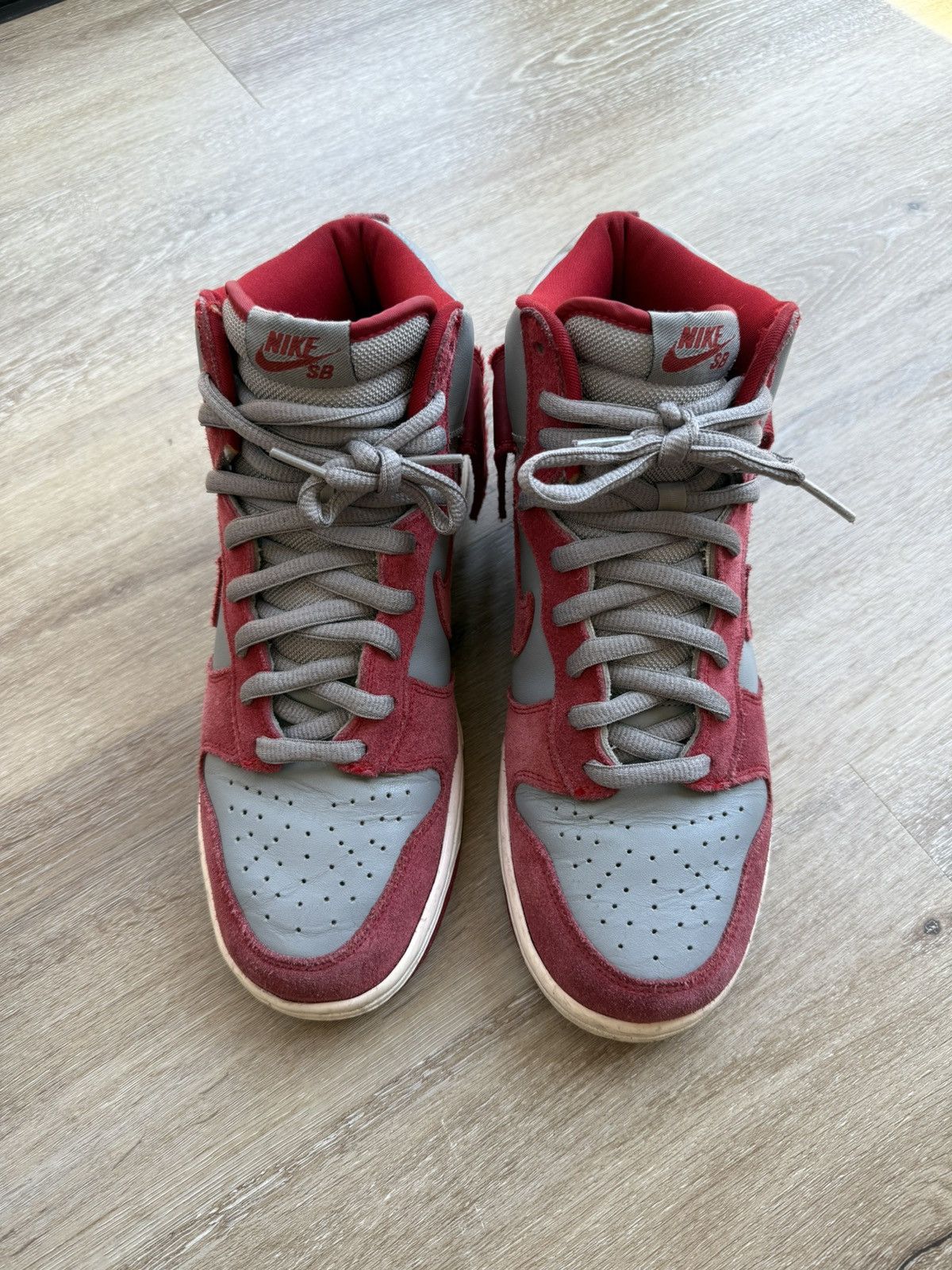 Nike 2005 Dunk High Pro SB UNLV Size US 10 / EU 43 - 5 Thumbnail