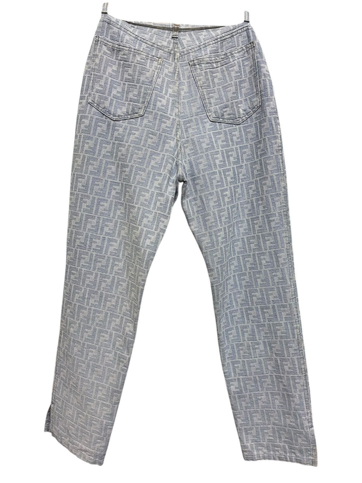 Fendi Vintage Fendi Monogram Jeans Size 25" / US 0 / IT 36 - 2 Thumbnail