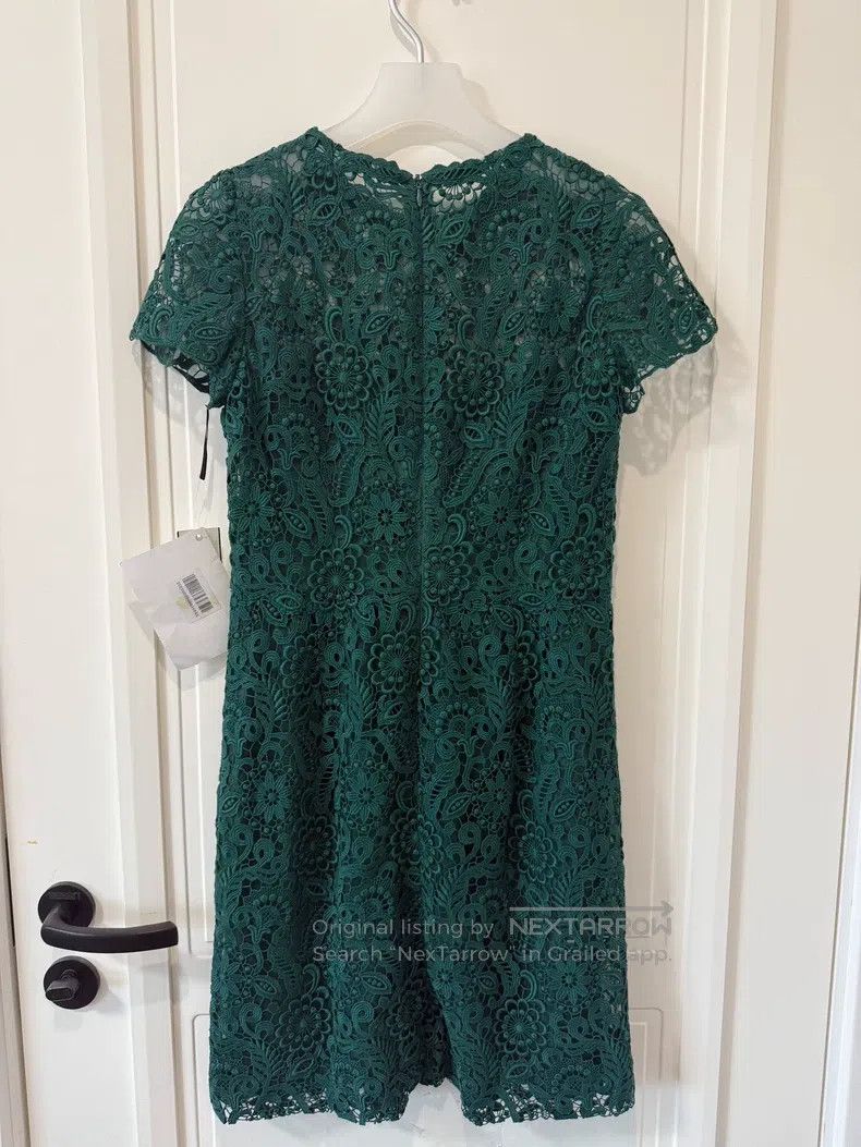 Valentino Valentino Main line lace dress Size M / US 6-8 / IT 42-44 - 2 Thumbnail