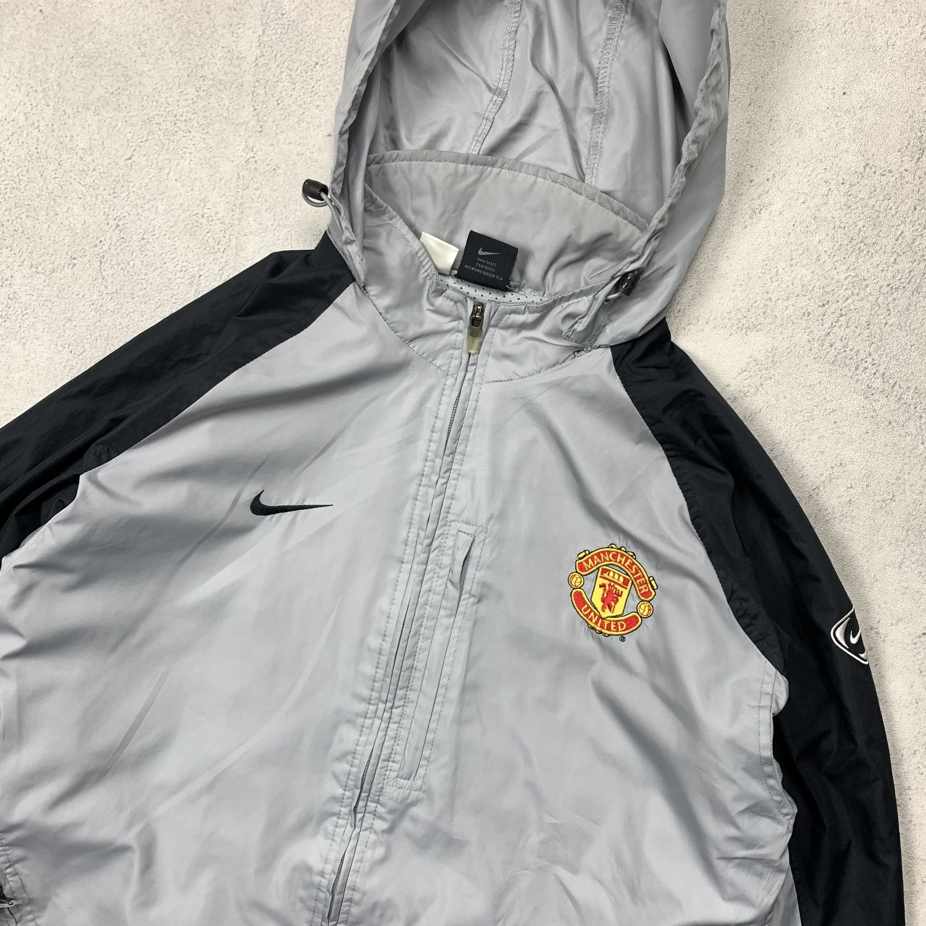 Nike Nike Manchester United Vodafone Training Jacket Size US L / EU 52-54 / 3 - 4 Thumbnail