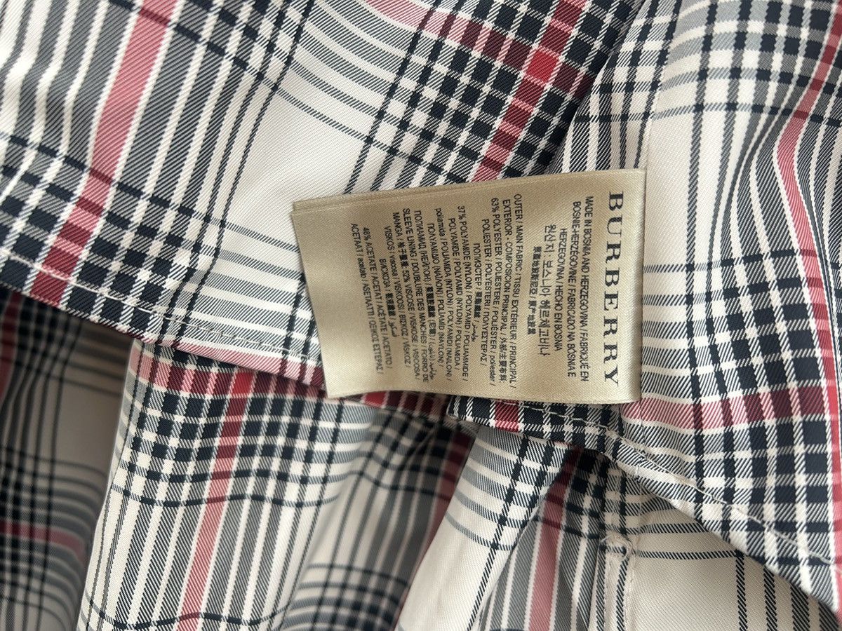 Burberry Burberry Check Runway Rain Trench Coat Size M / US 6-8 / IT 42-44 - 15 Thumbnail