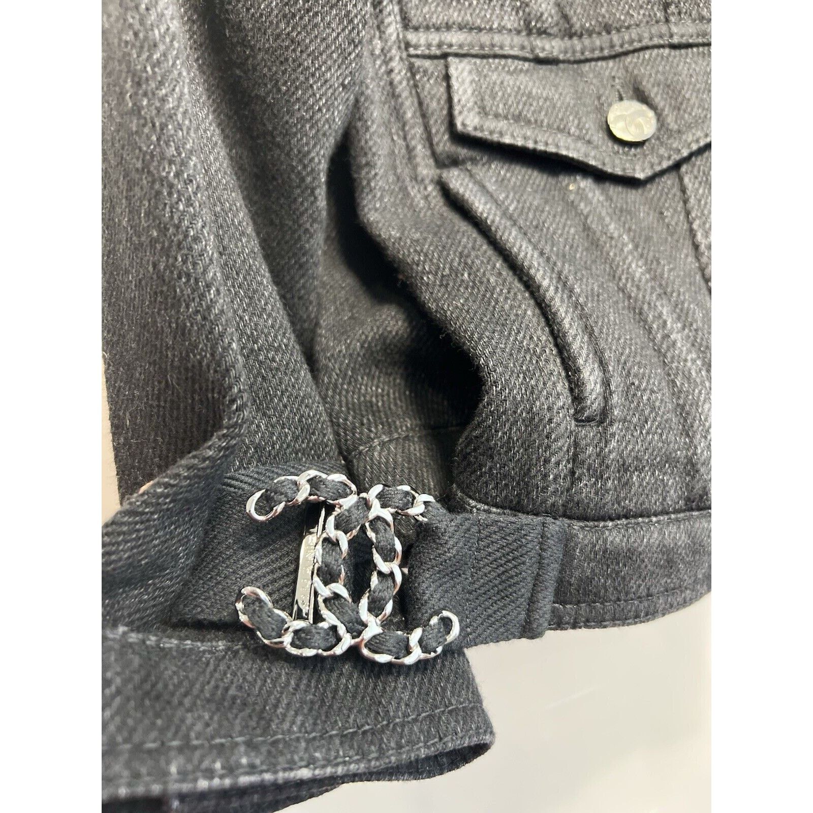 Chanel Chanel size 34 in Denim jean jacket Veste Noire Size S / US 4 / IT 40 - 6 Thumbnail