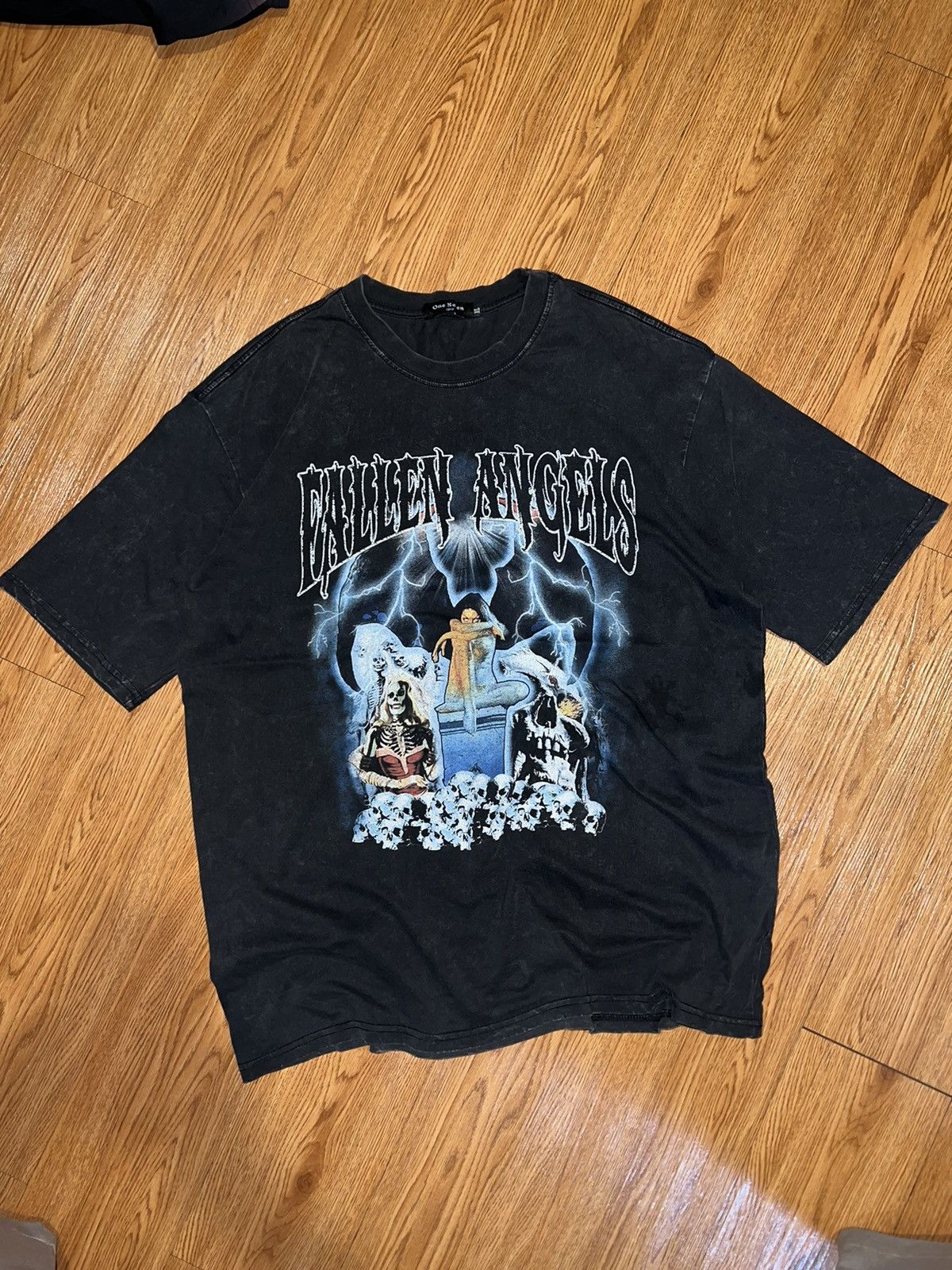 Vintage Rare item fallen angels Size US XL / EU 56 / 4 - 1 Thumbnail