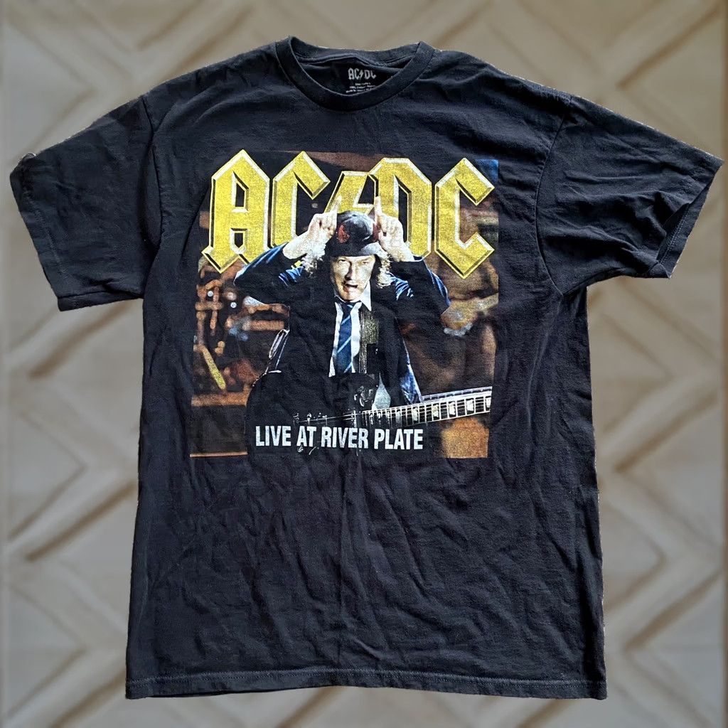 Vintage AC/DC T-Shirt Graphic Live at River Plate Black Crew Neck Short Sleeve L 100% Cotton Unisex Adults Mens Boys? Size US L / EU 52-54 / 3 - 1 Thumbnail