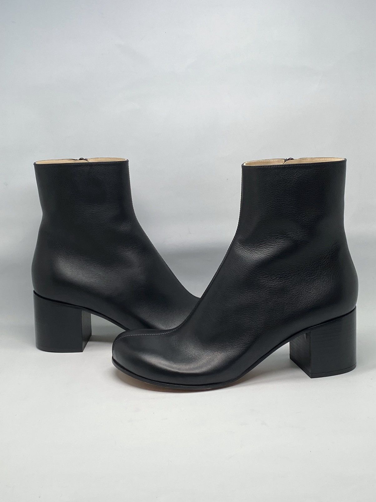 Loewe Loewe Terra 60MM Leather Ankle Booties size 39 Size US 9 / IT 39 - 9 Thumbnail